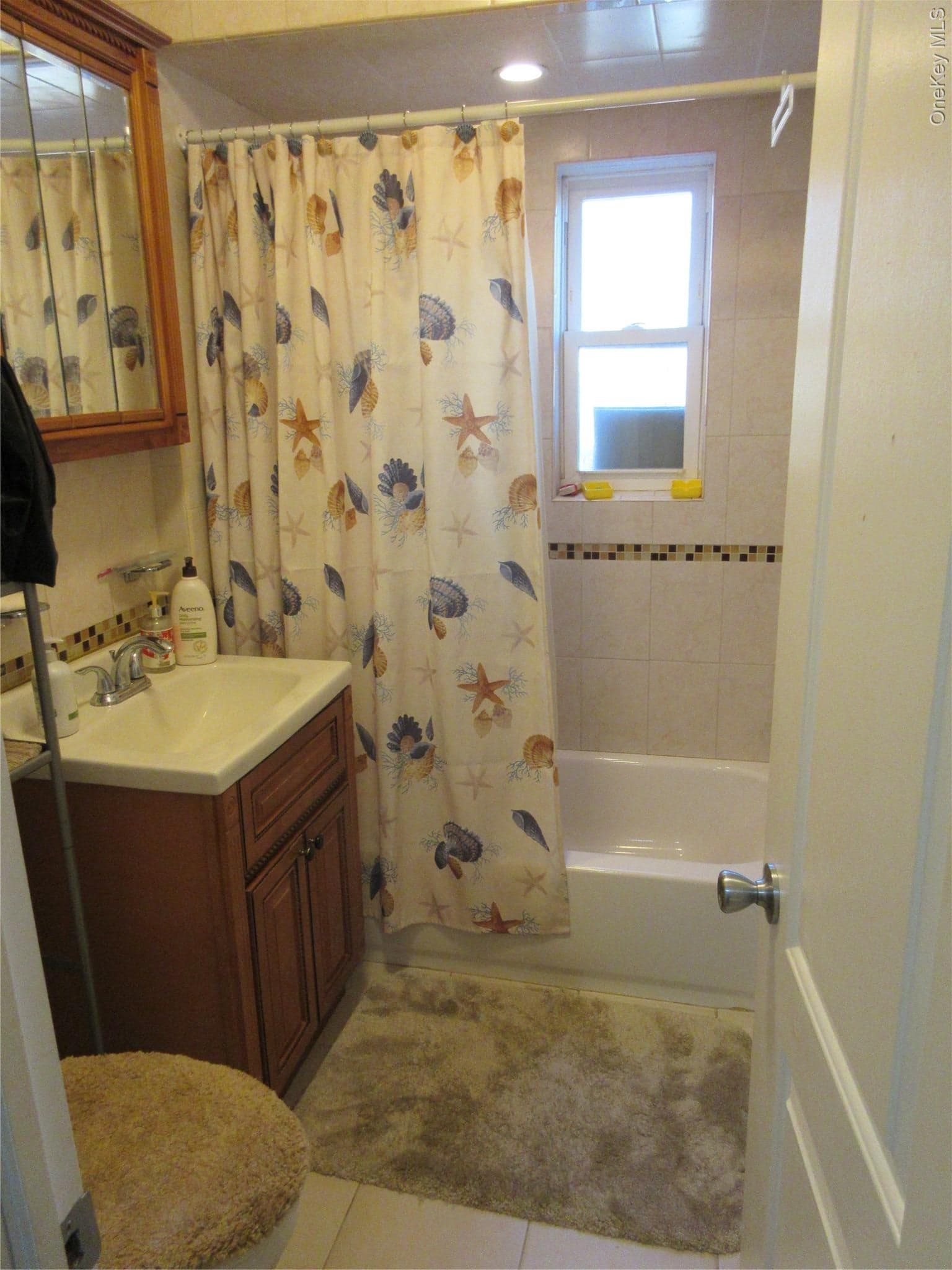 3228 Tenbroeck Avenue thumbnail 7