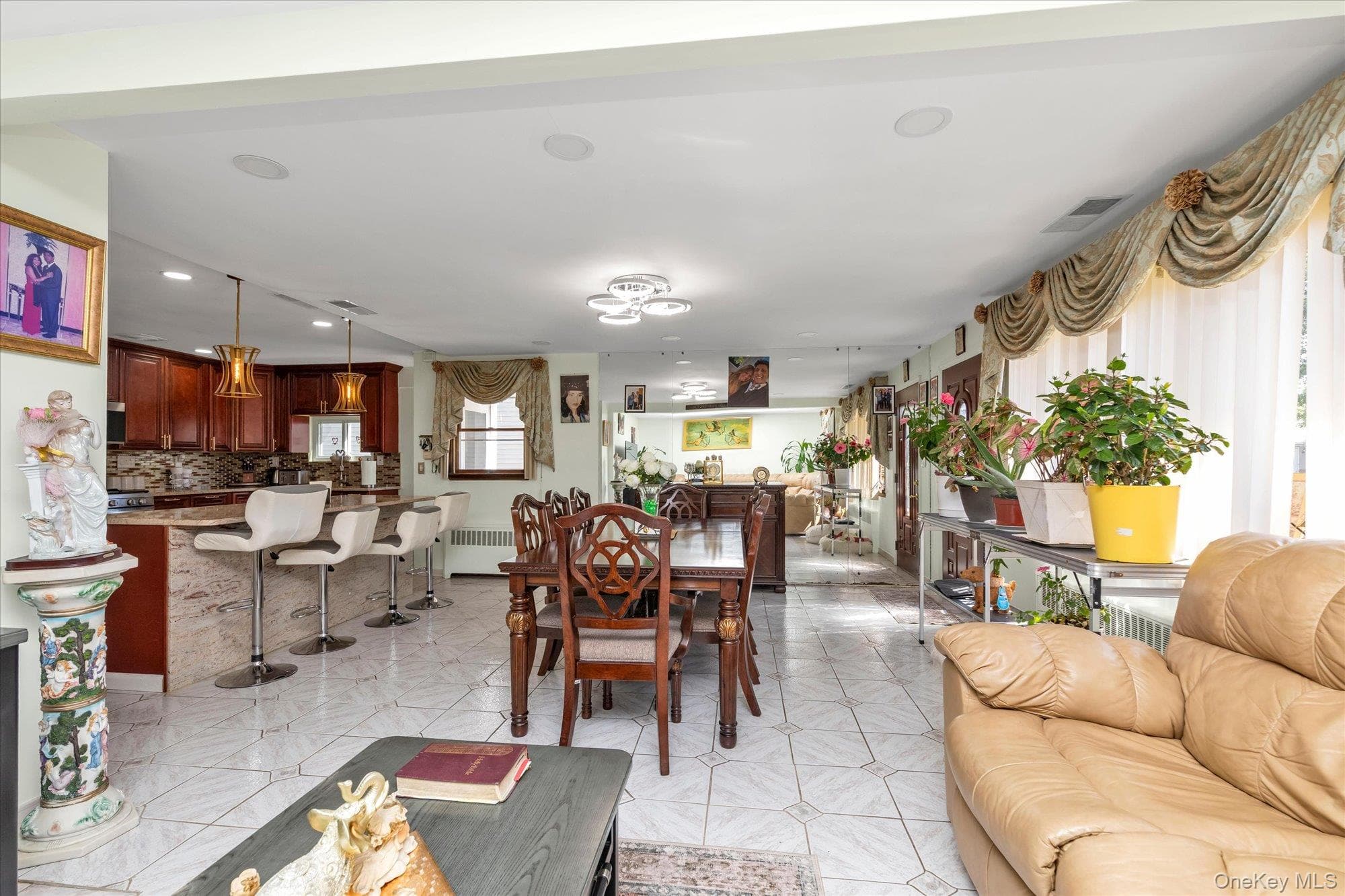 15 Hudson Avenue thumbnail 4