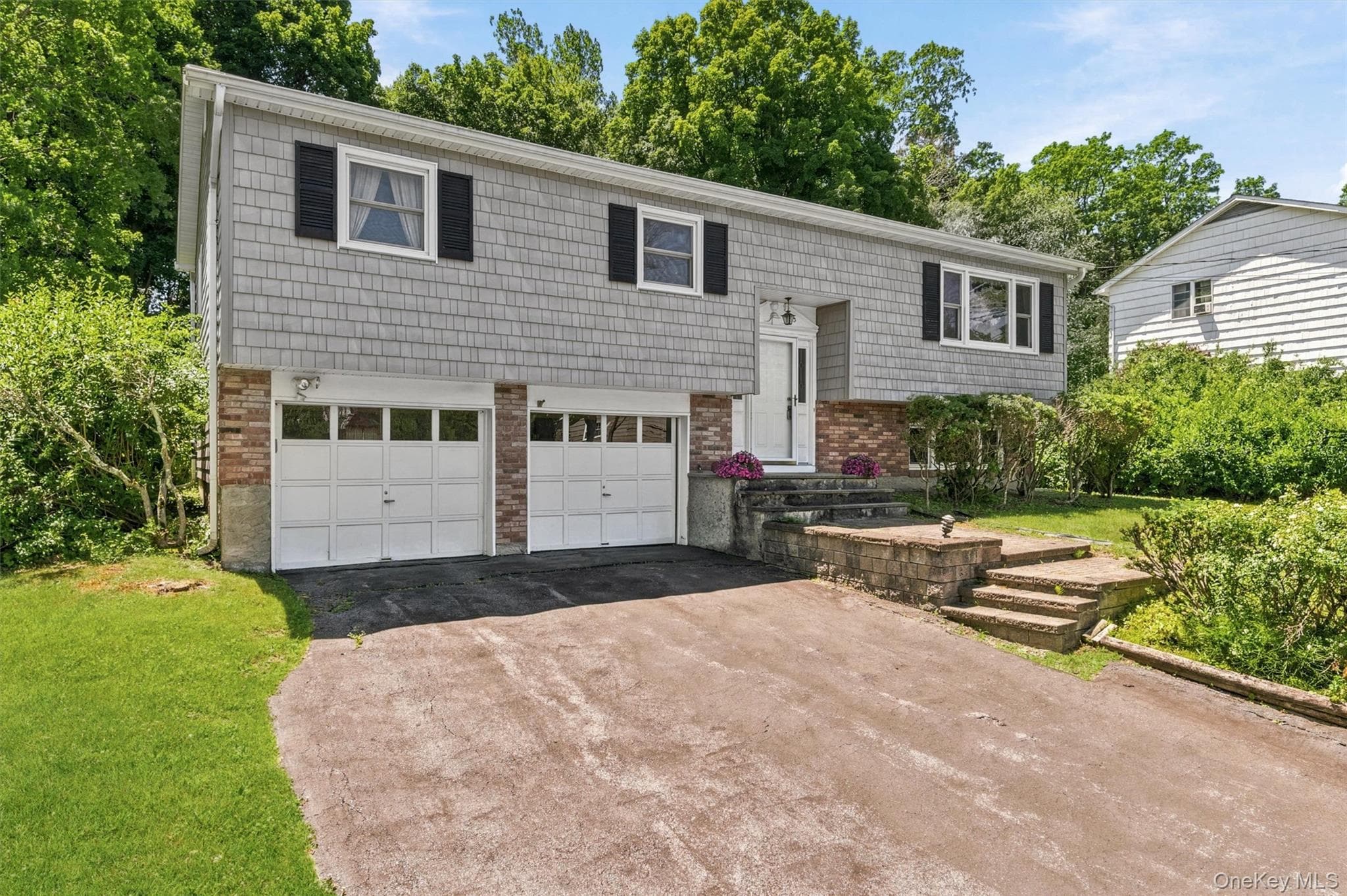 1753 Highbrook Street photo 1