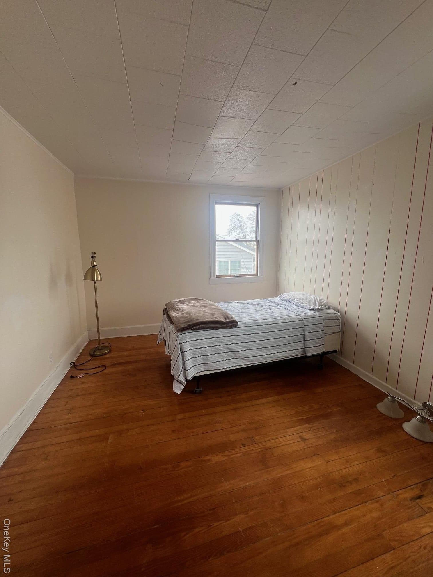 240 Oakley Avenue thumbnail 6
