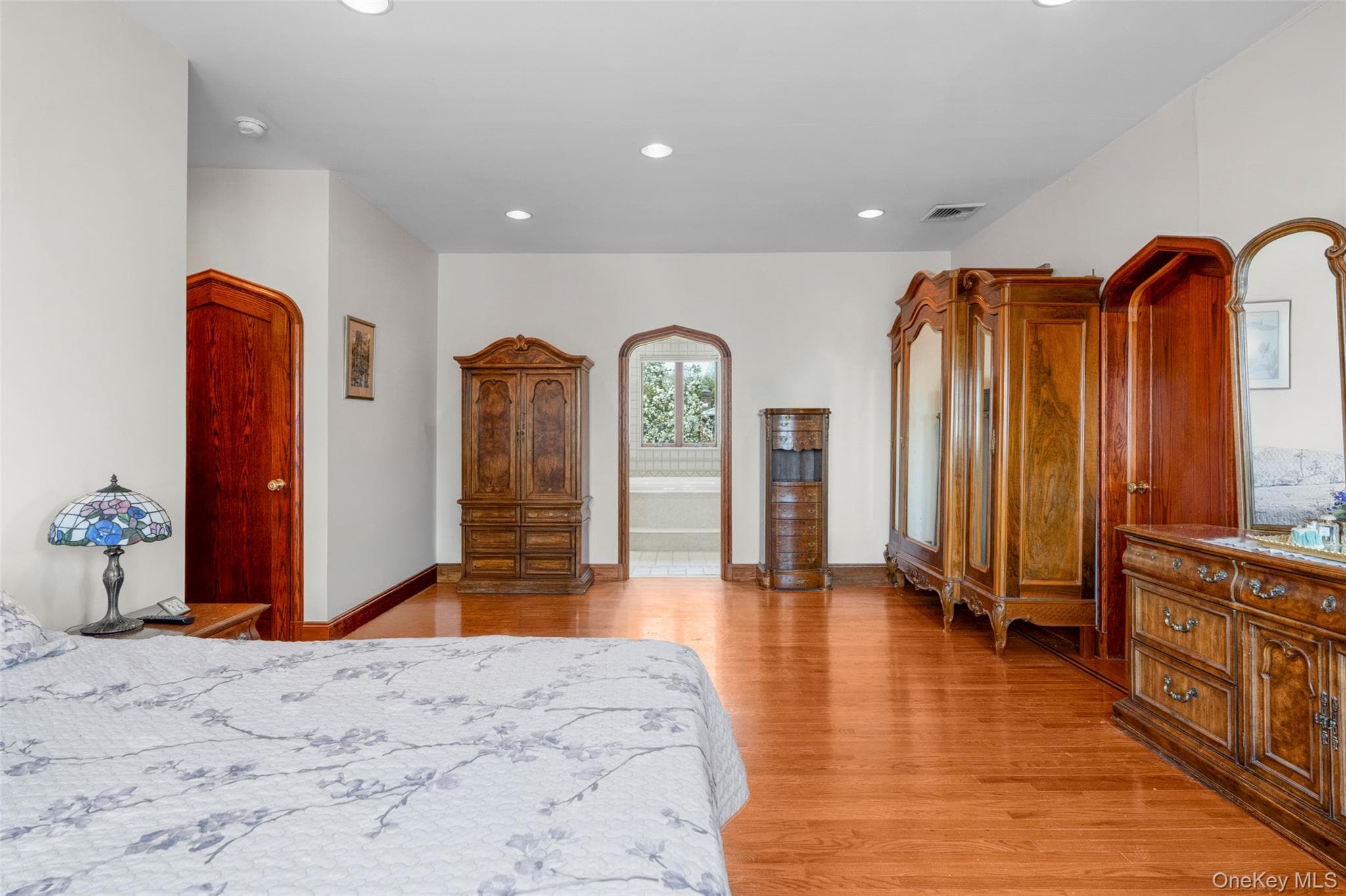 106 Carver Terrace thumbnail 15