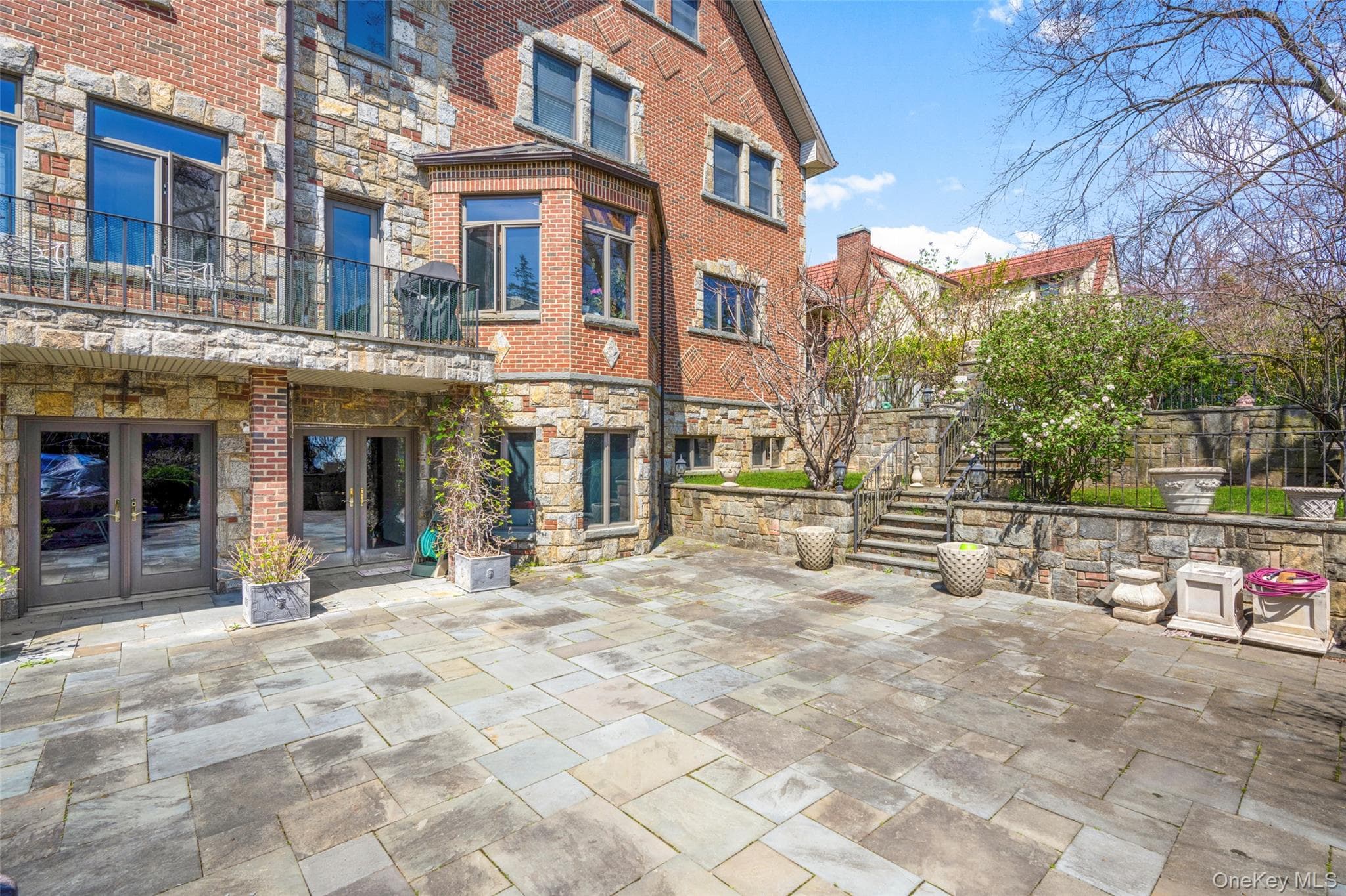 106 Carver Terrace thumbnail 28