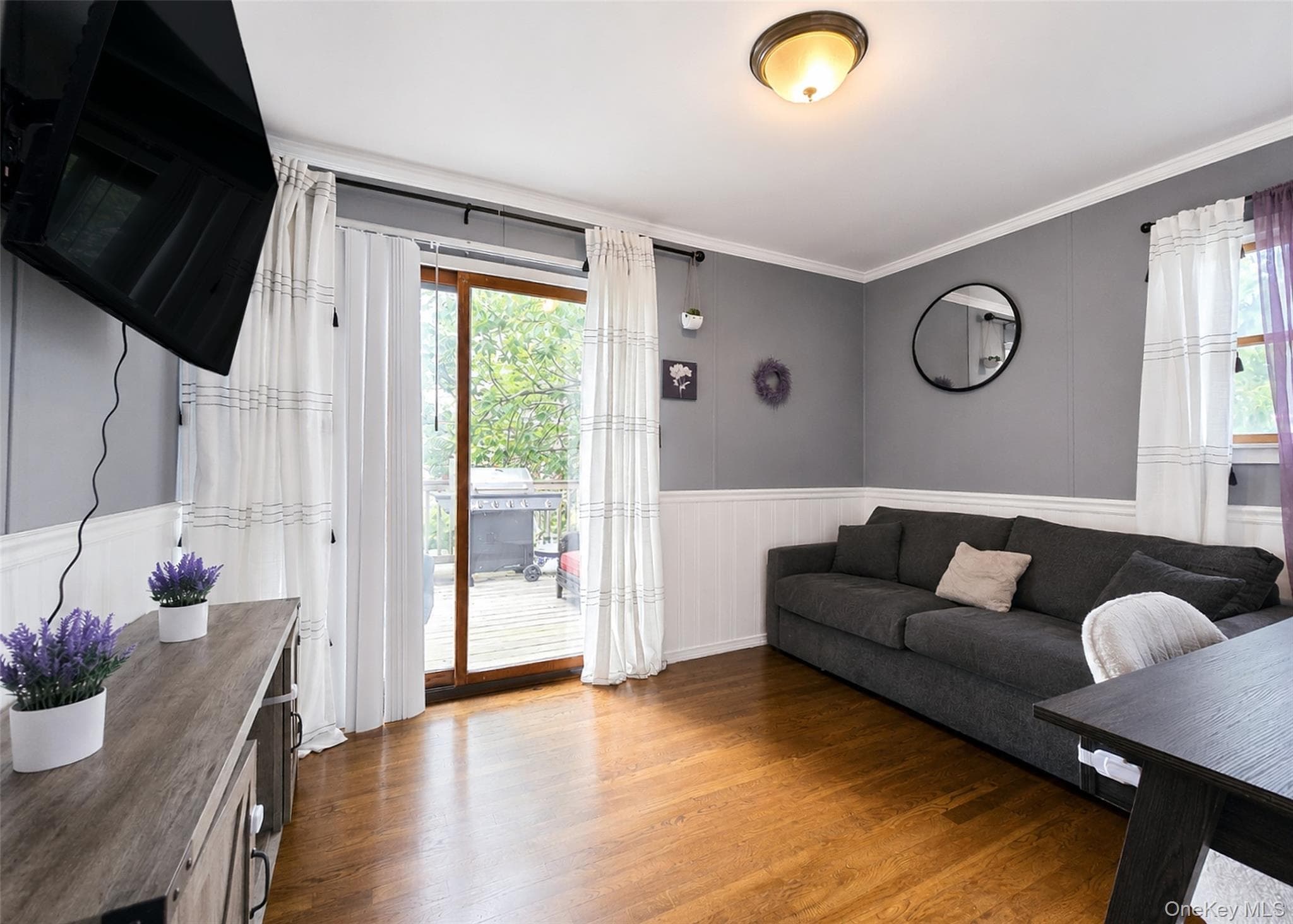 11 Farragut Avenue thumbnail 12