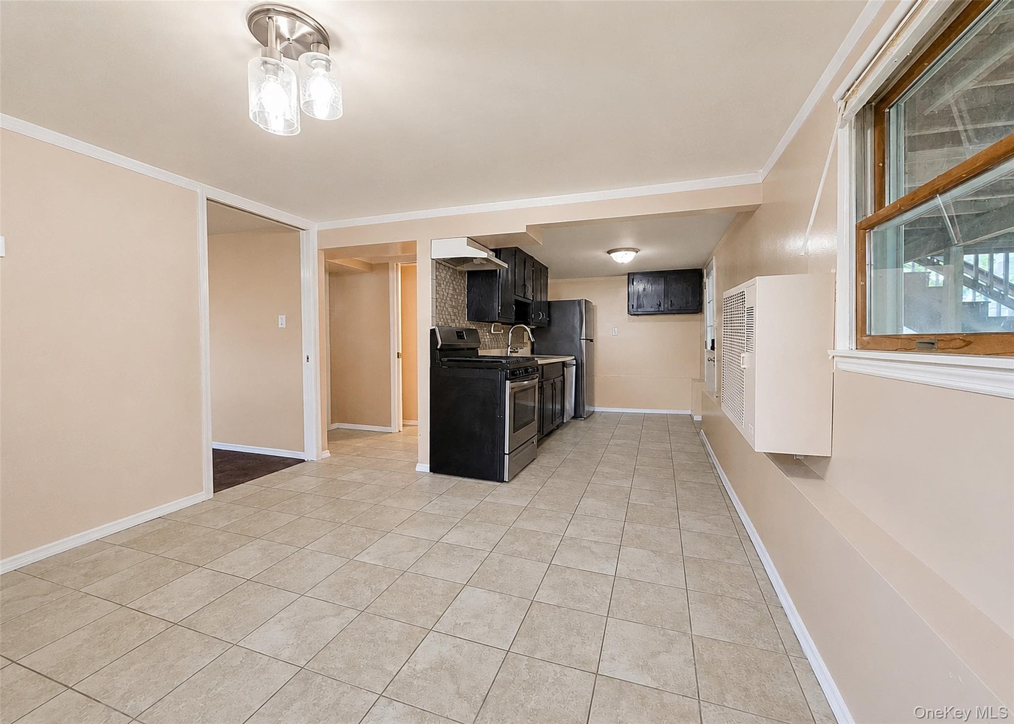 11 Farragut Avenue thumbnail 16