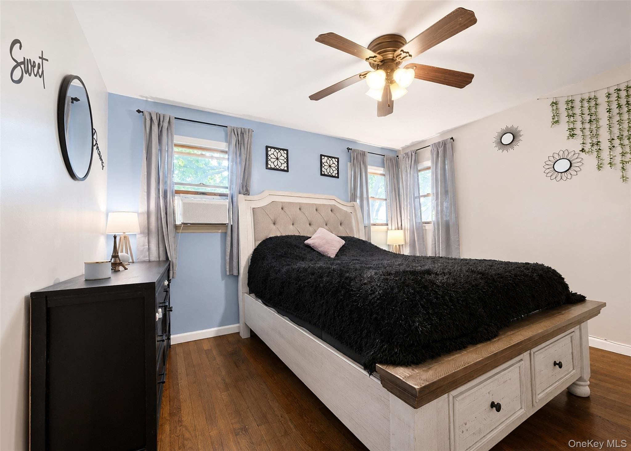 11 Farragut Avenue thumbnail 11