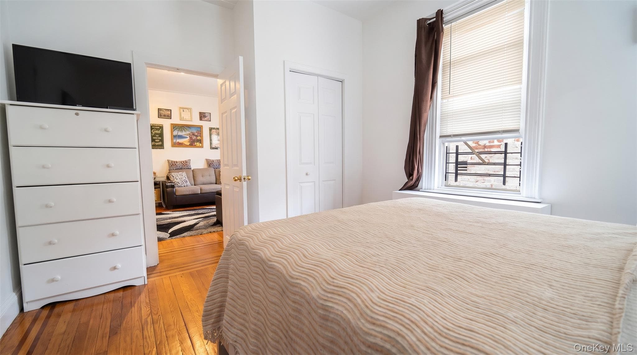 942 Tilden Street thumbnail 19