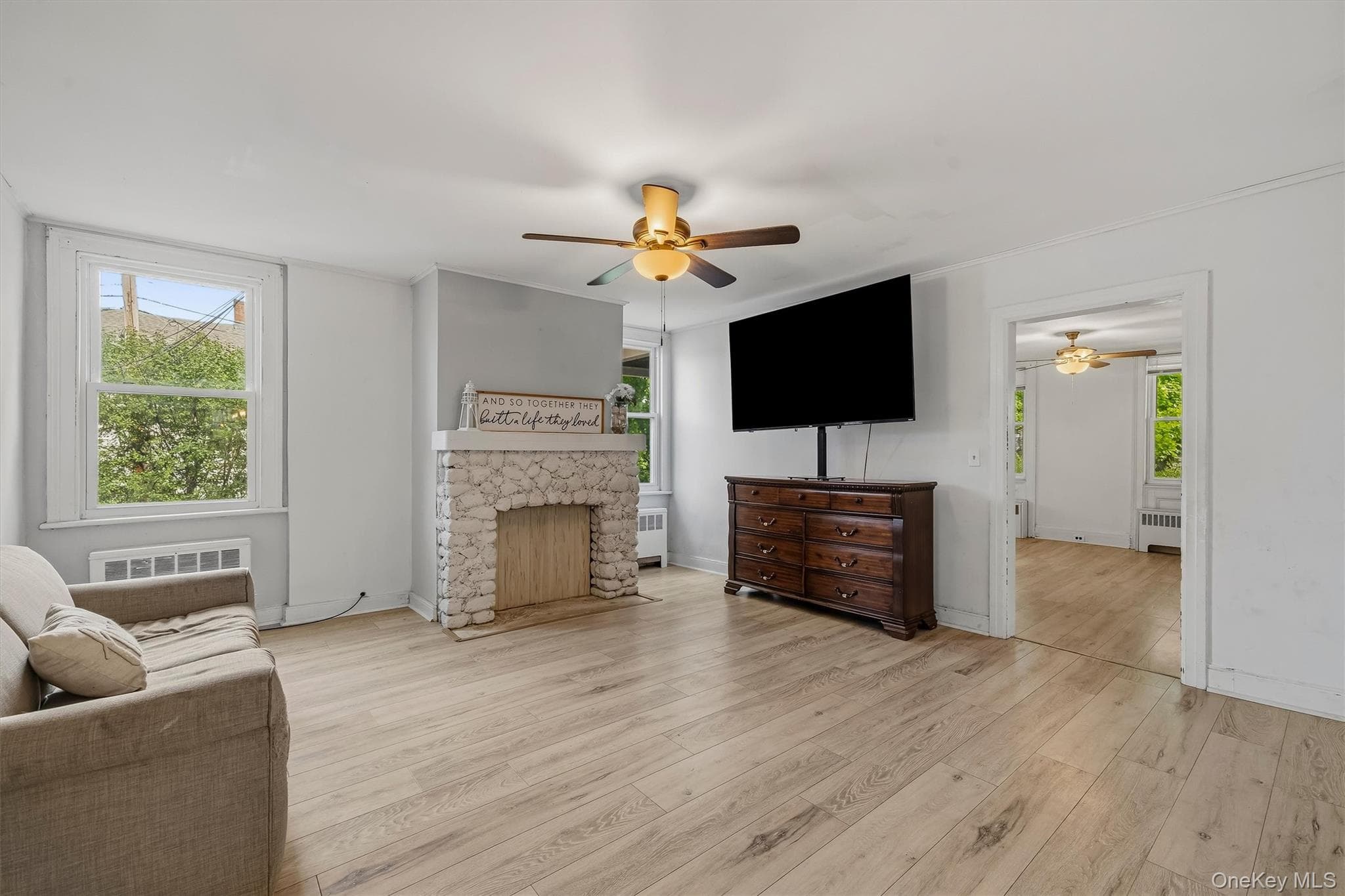 164 Greenwich Avenue thumbnail 12