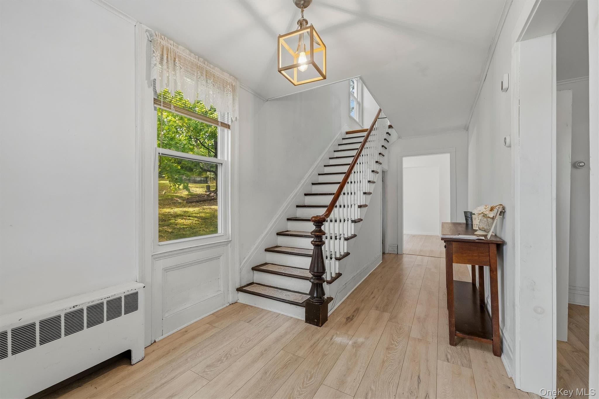 164 Greenwich Avenue thumbnail 3