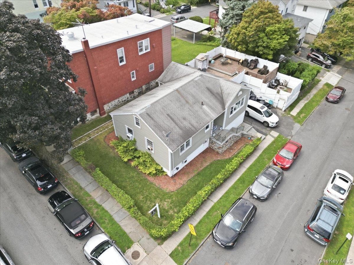 25 Coolidge Avenue thumbnail 3