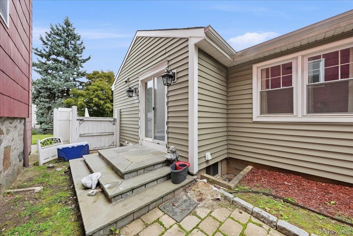 25 Coolidge Avenue thumbnail 33