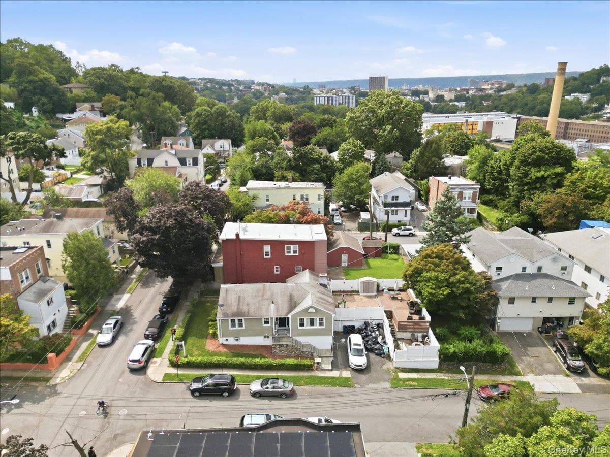 25 Coolidge Avenue thumbnail 6
