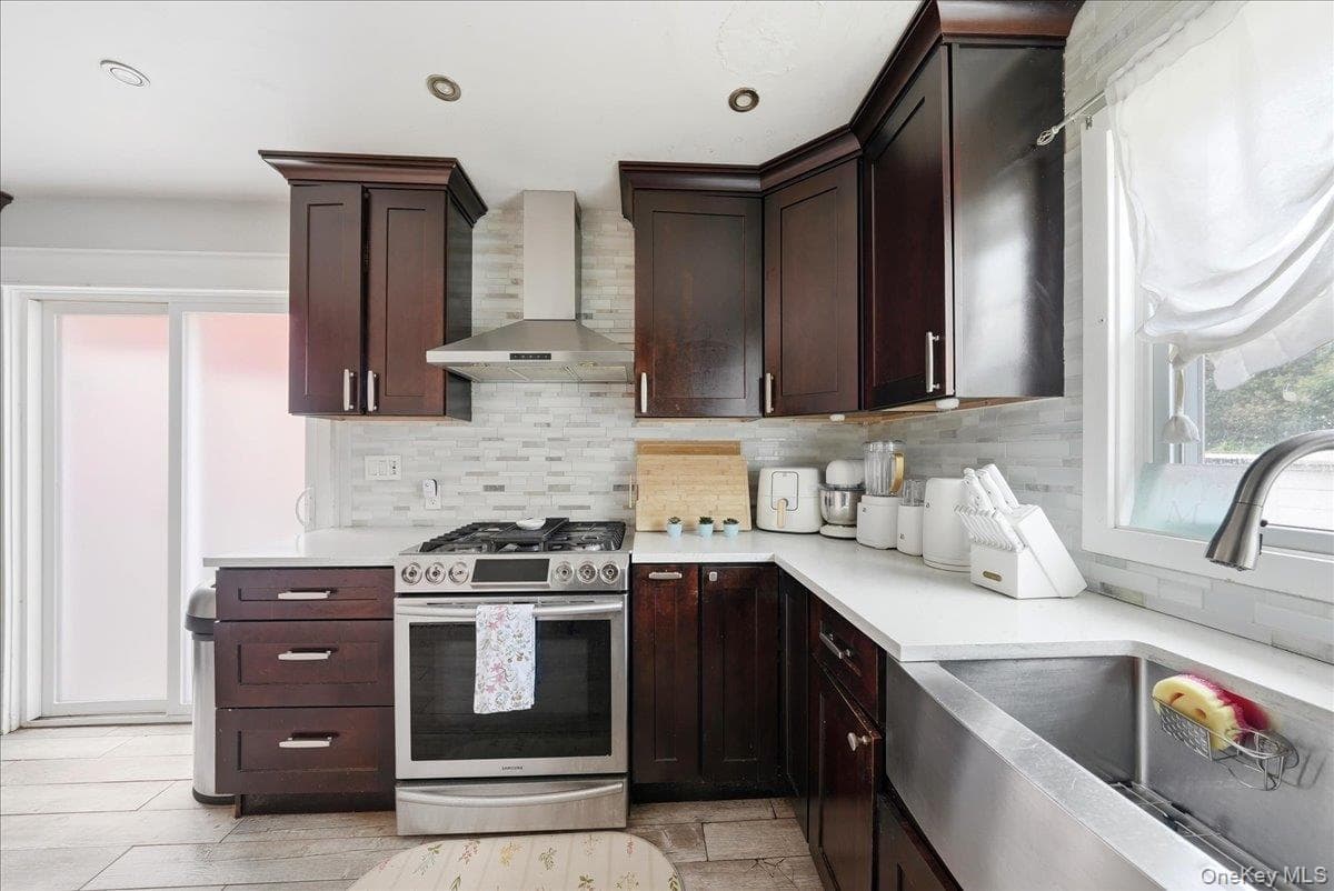 25 Coolidge Avenue thumbnail 14