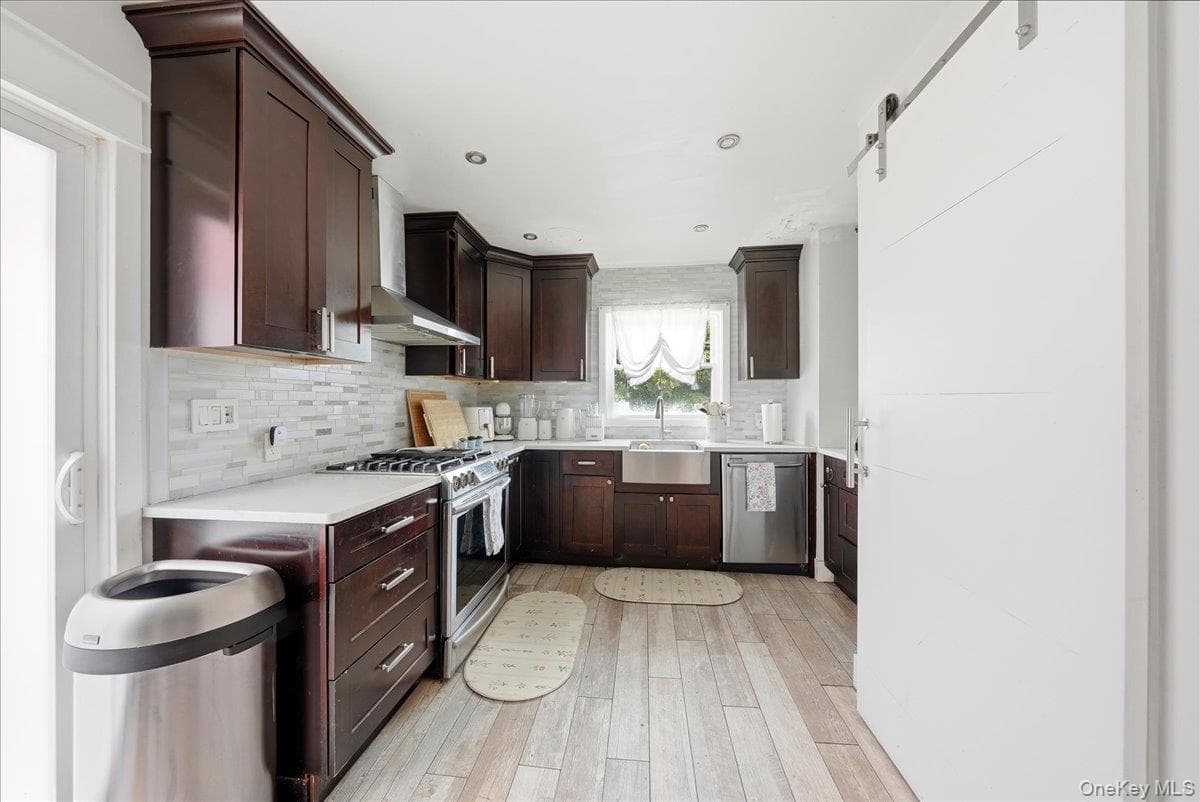 25 Coolidge Avenue thumbnail 12