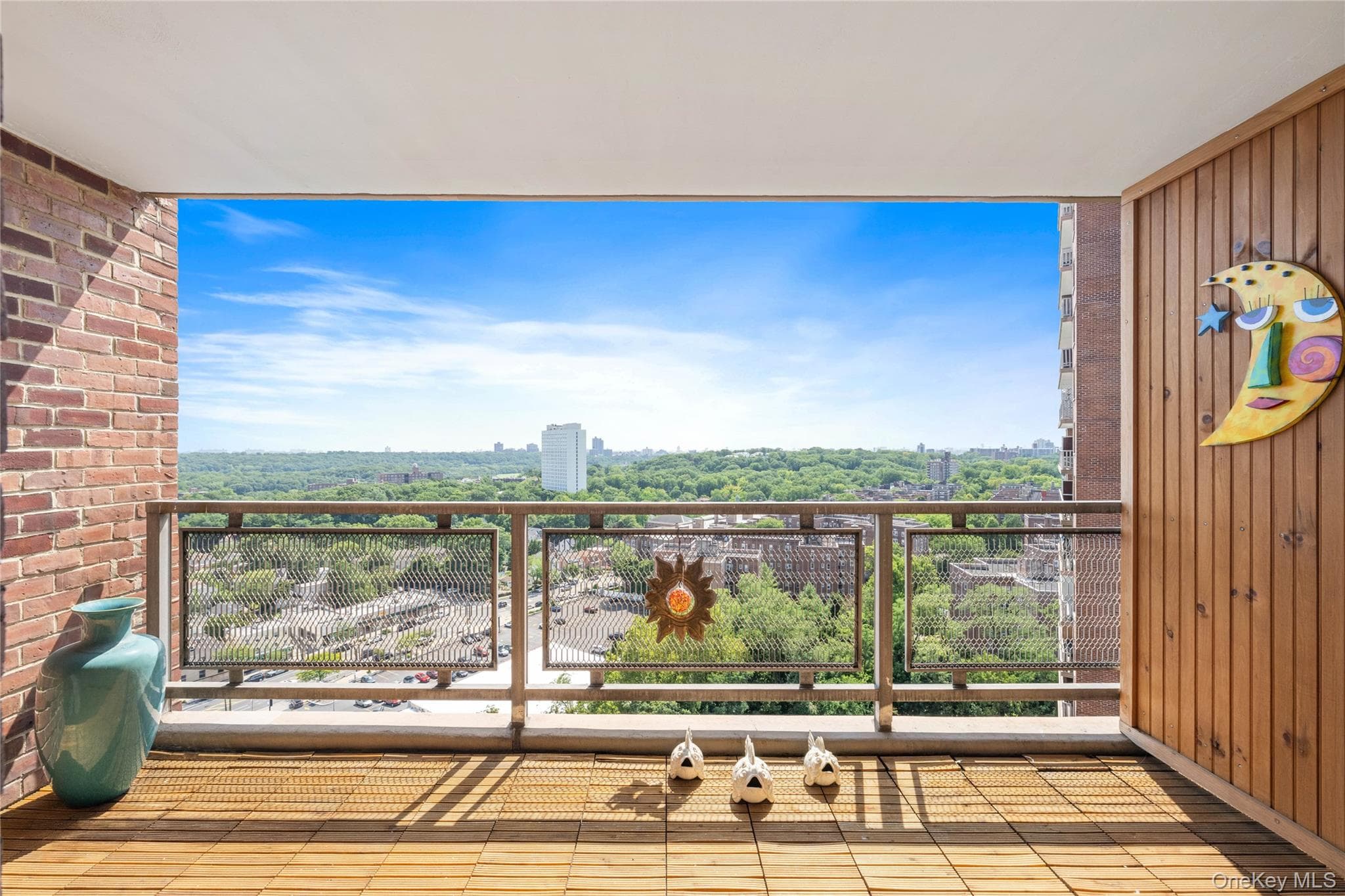 5700 Arlington Avenue Unit: 17D thumbnail 9