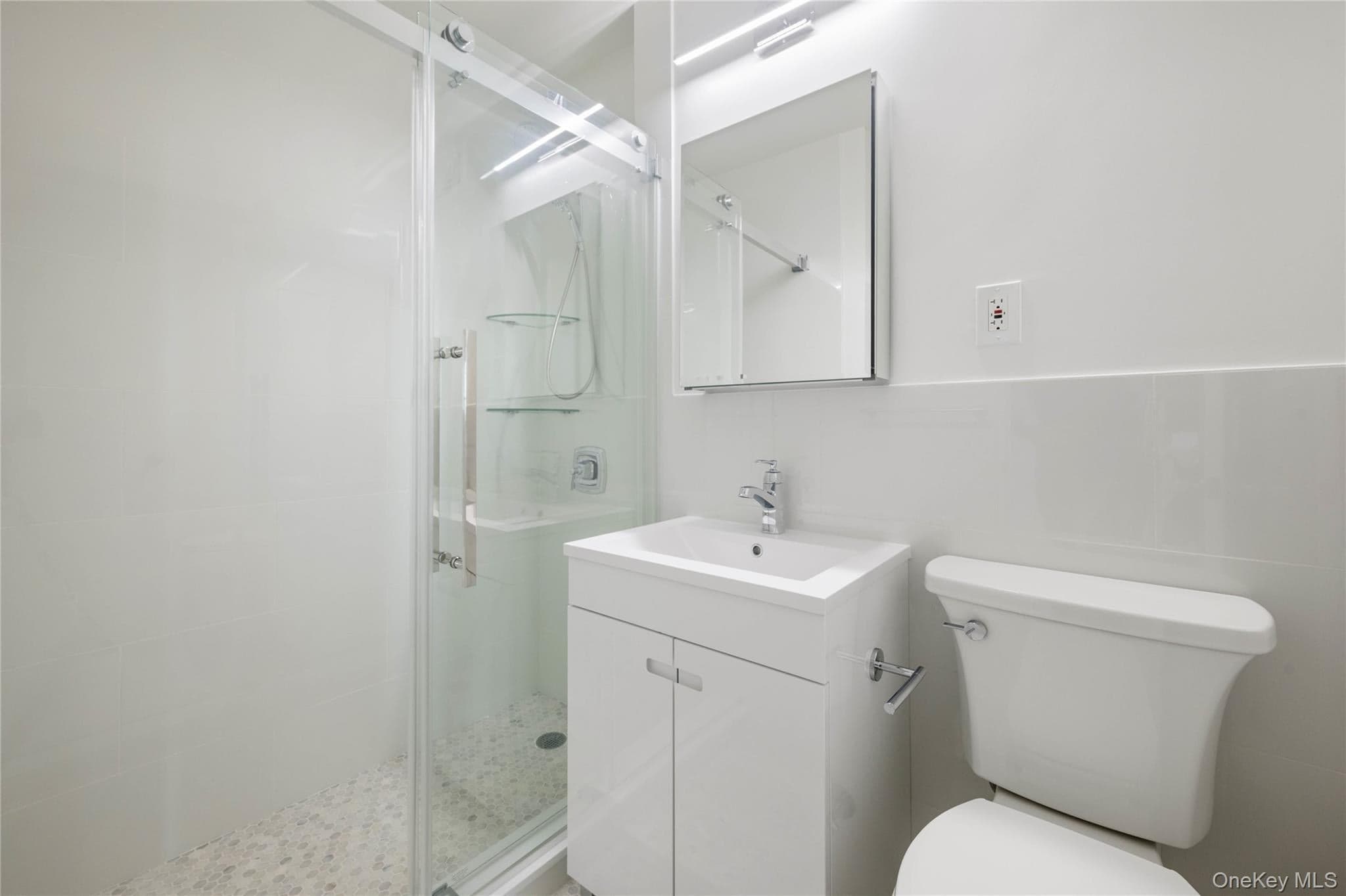 5700 Arlington Avenue Unit: 17D thumbnail 8