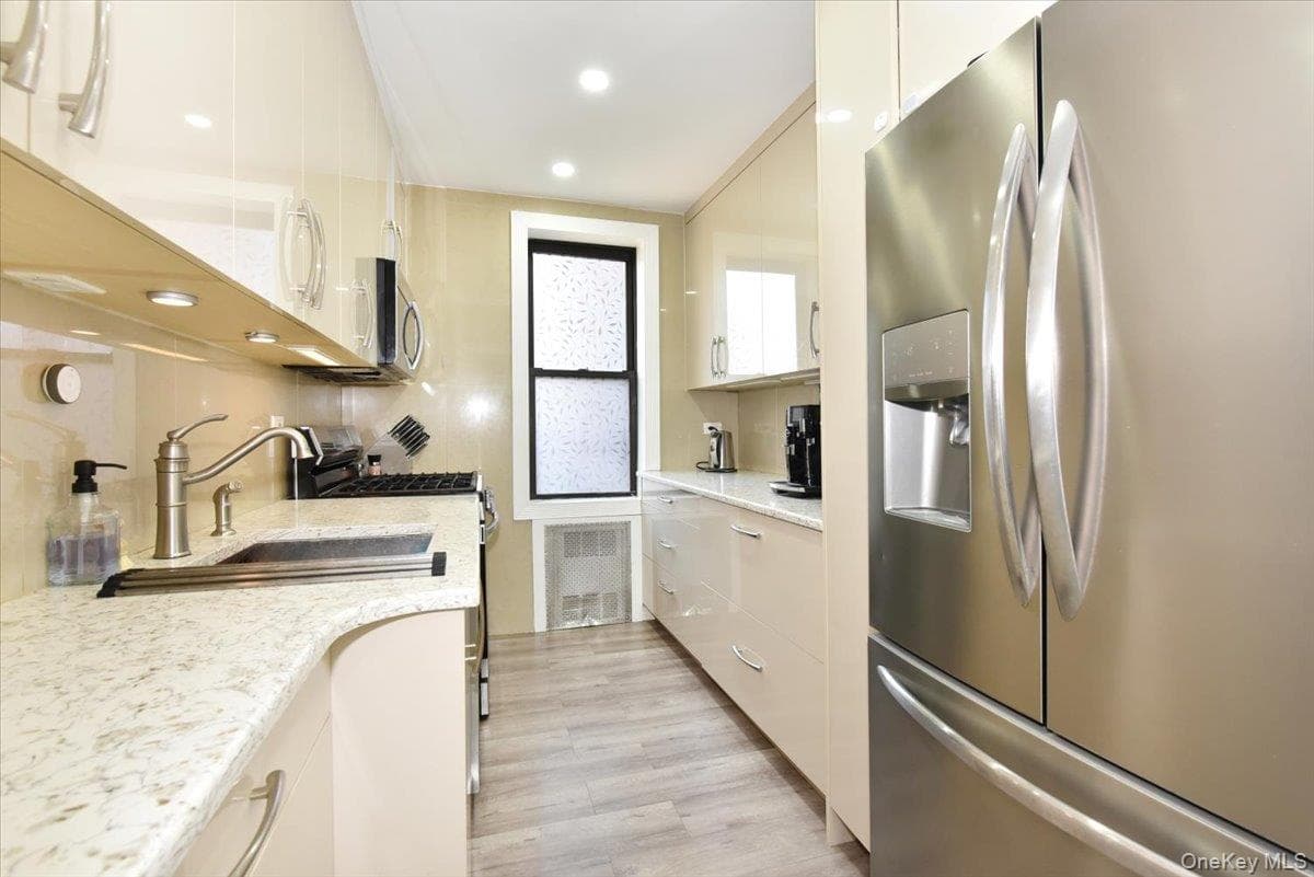 2680 E 19th Street Unit: 2S thumbnail 19