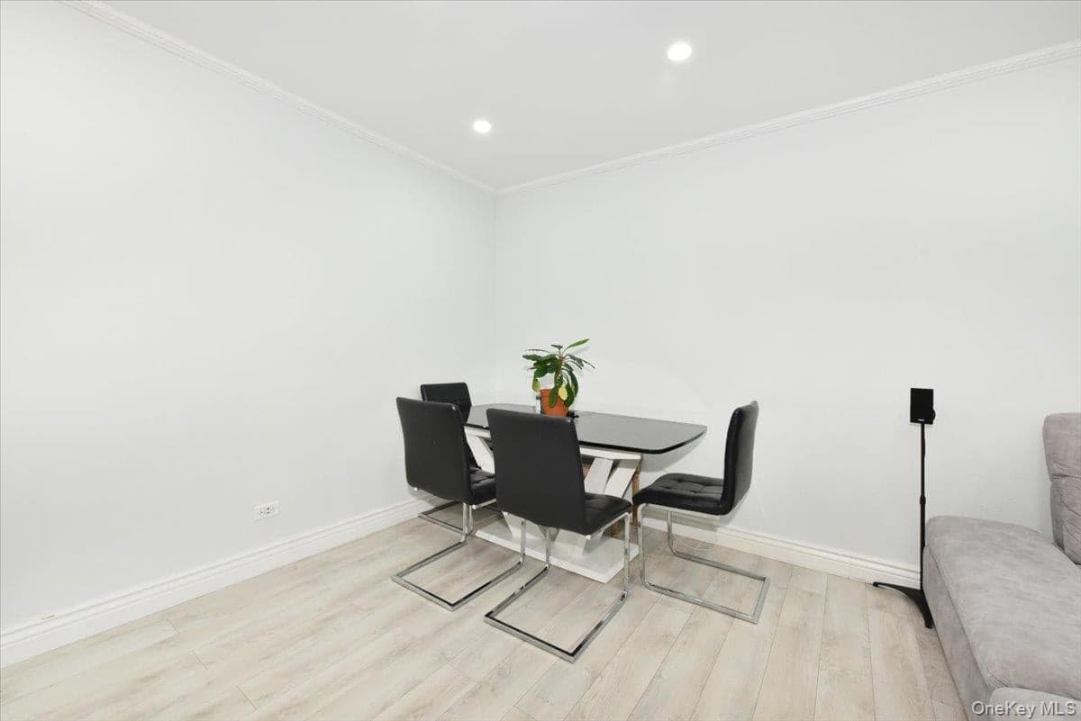 2680 E 19th Street Unit: 2S thumbnail 17