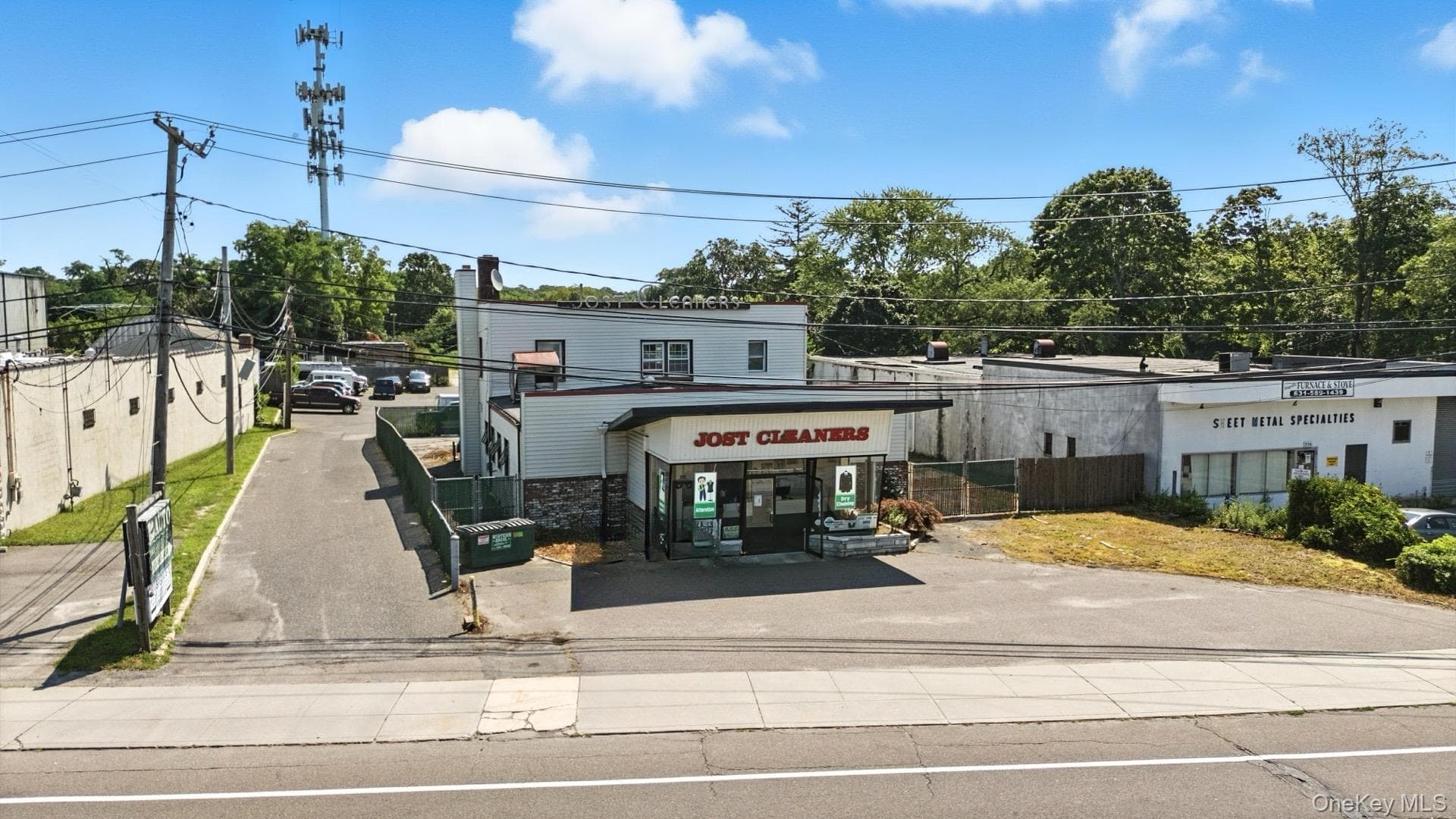 230 N Main Street thumbnail 4