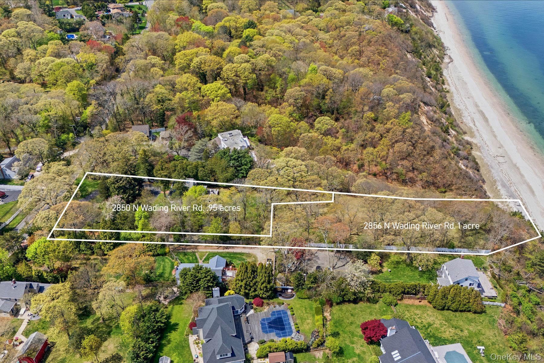 2850 & 2856 N Wading River Road thumbnail 3