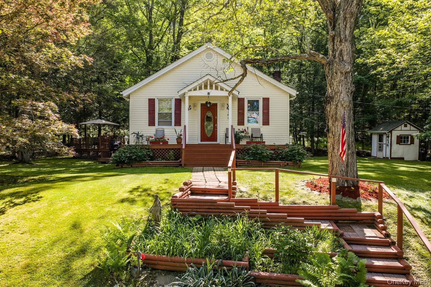 370 Starlight Road, Monticello