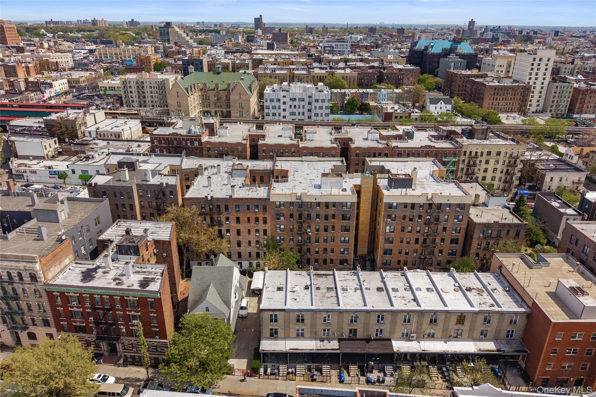 2410 Grand Avenue thumbnail 7