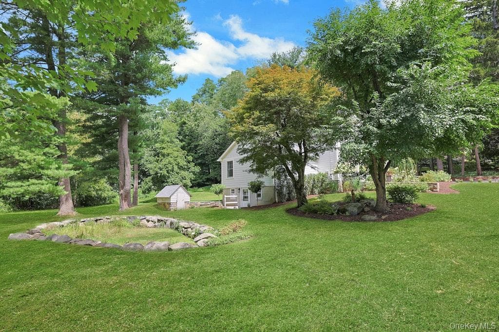 8 Rosehill Drive thumbnail 3