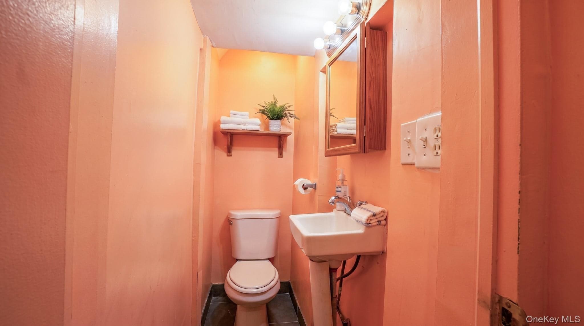 10640 Sutphin Boulevard thumbnail 20