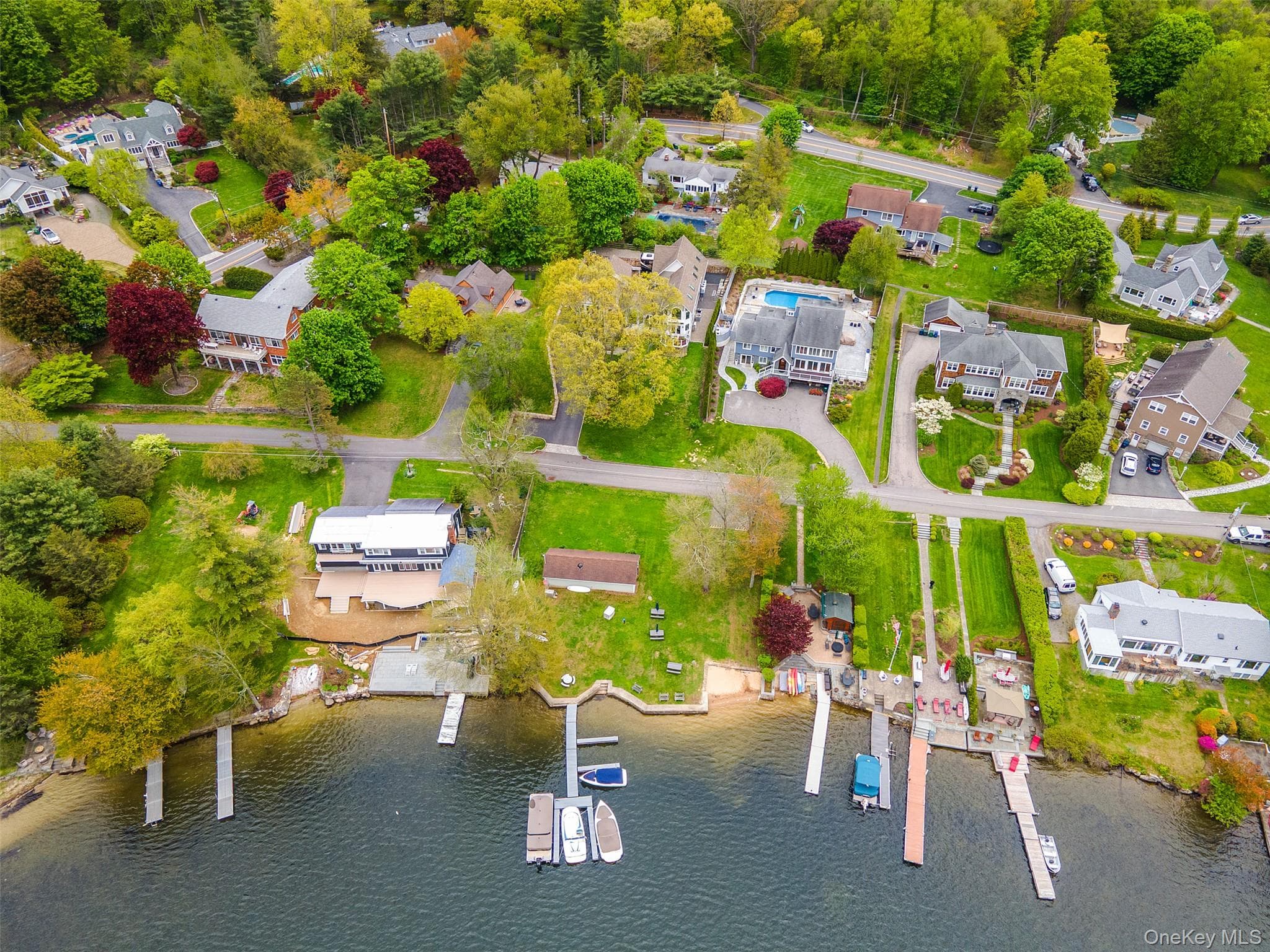 516 N Lake Boulevard thumbnail 40