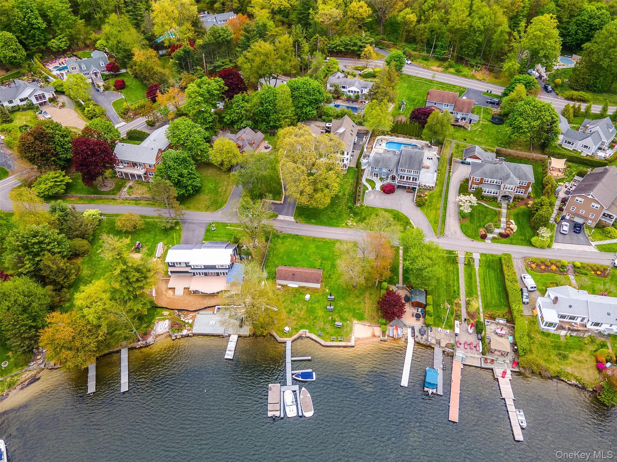 516 N Lake Boulevard thumbnail 43