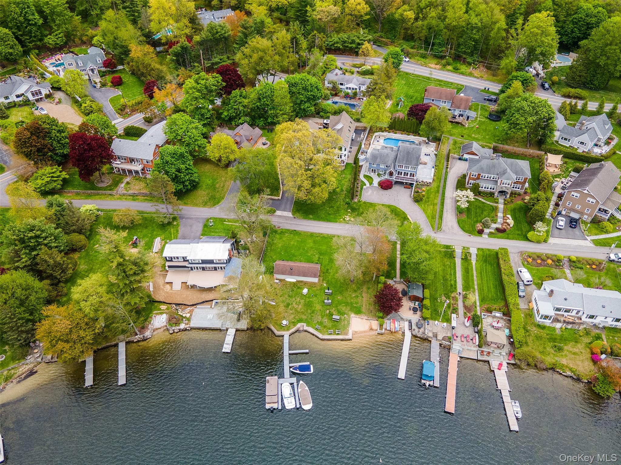 516 N Lake Boulevard thumbnail 42