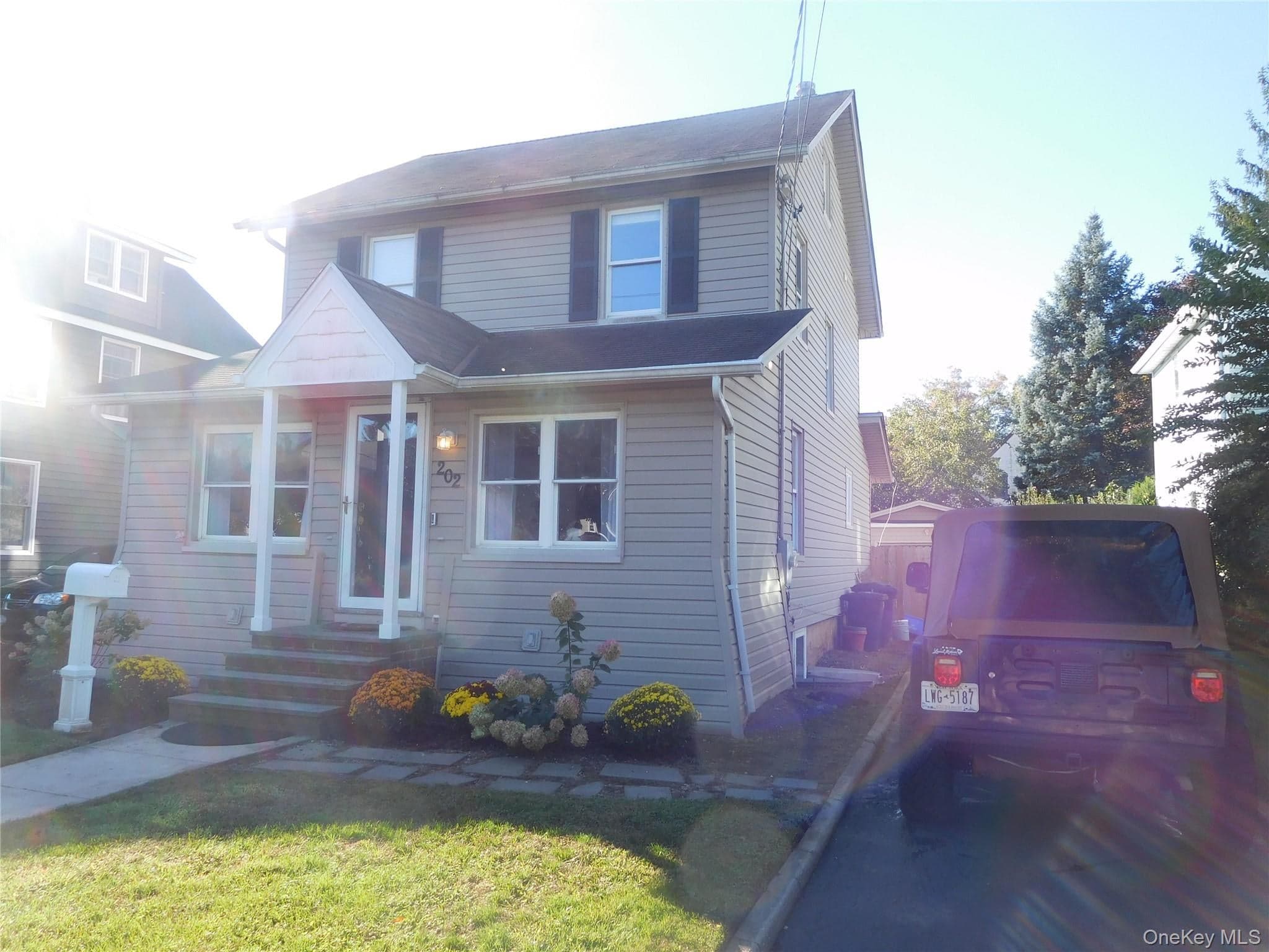202 Linden Street thumbnail 2