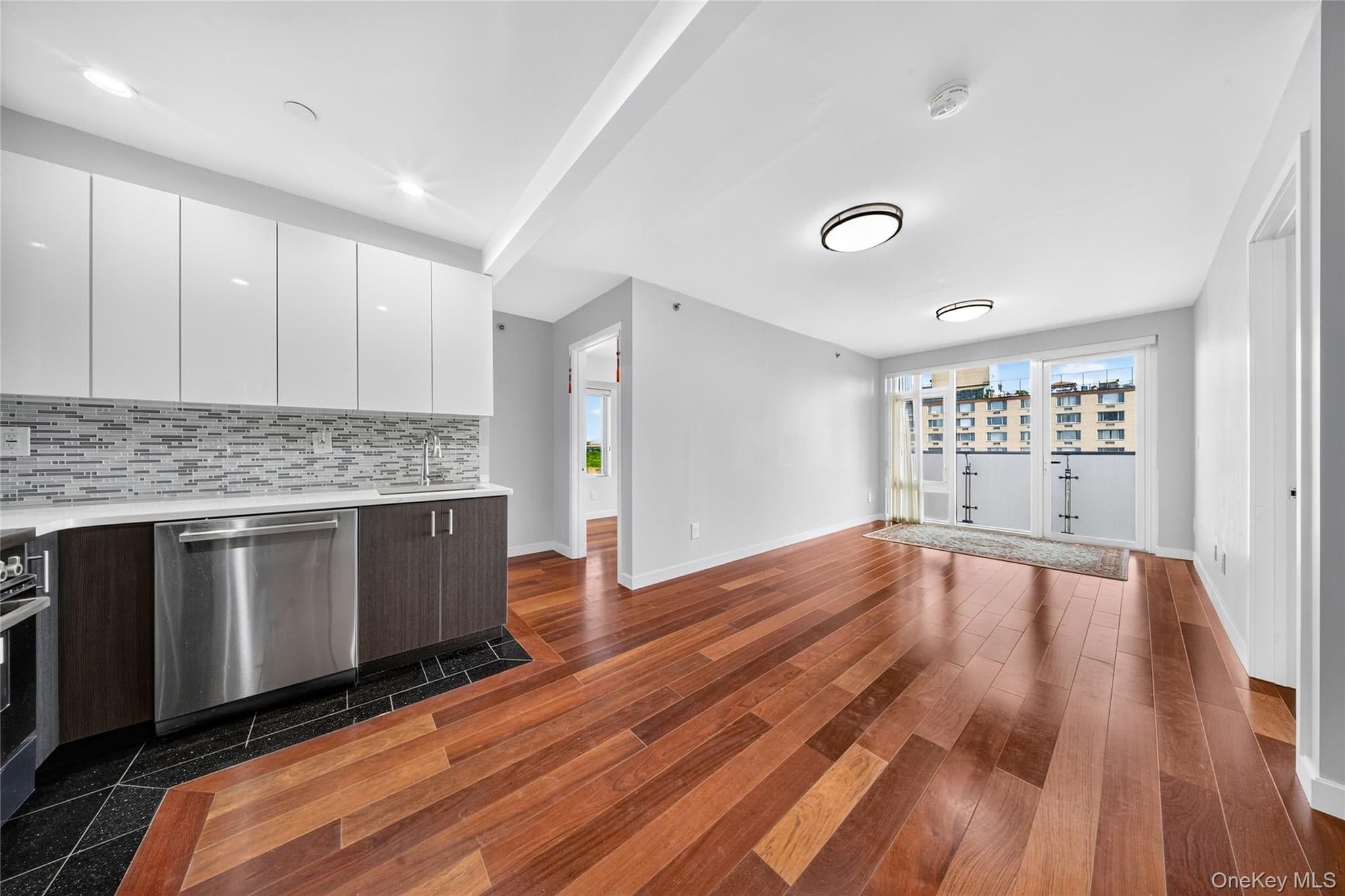 142-38 37th Avenue Unit: 9F thumbnail 3