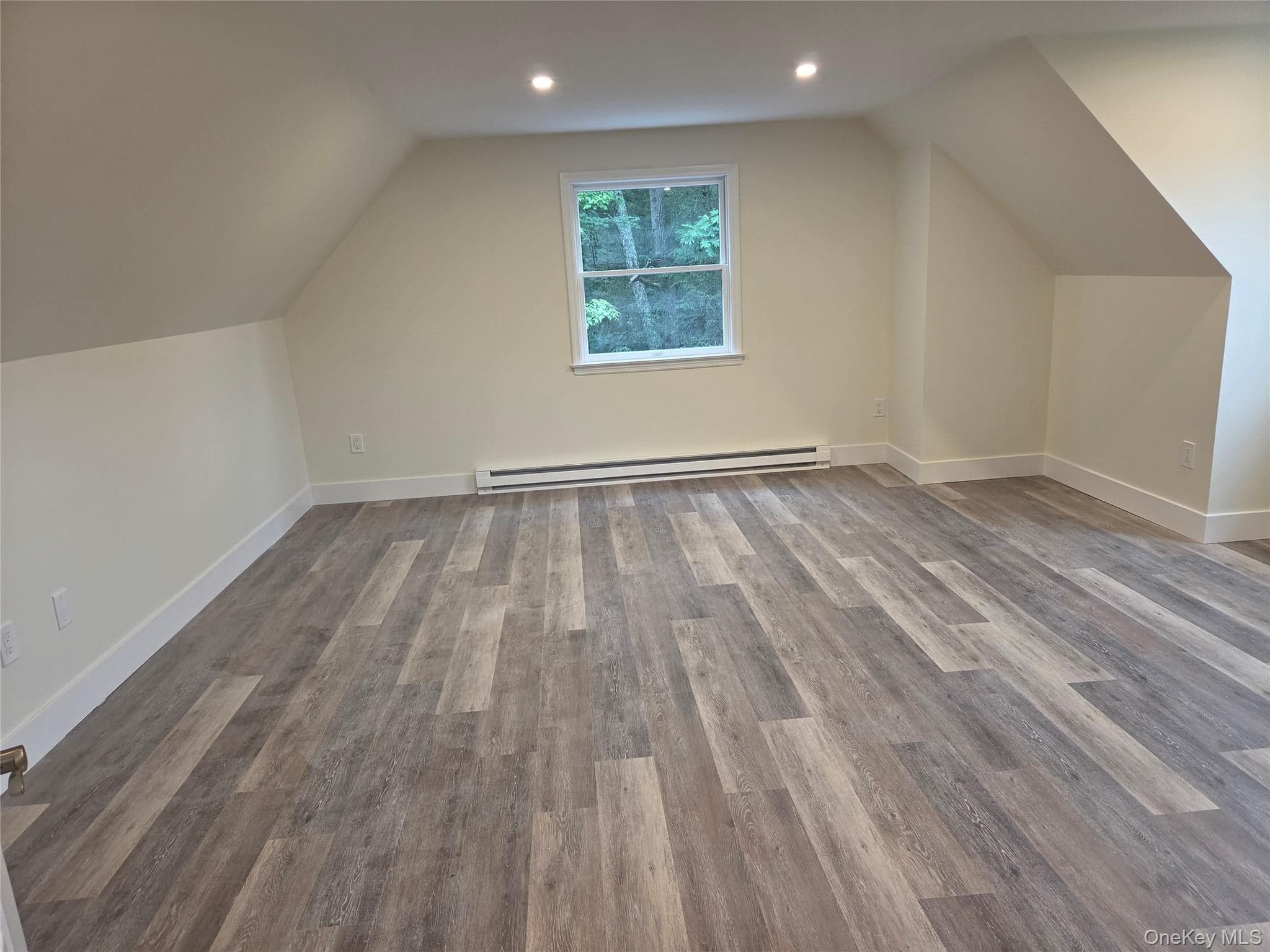 19 Manchester Road thumbnail 17