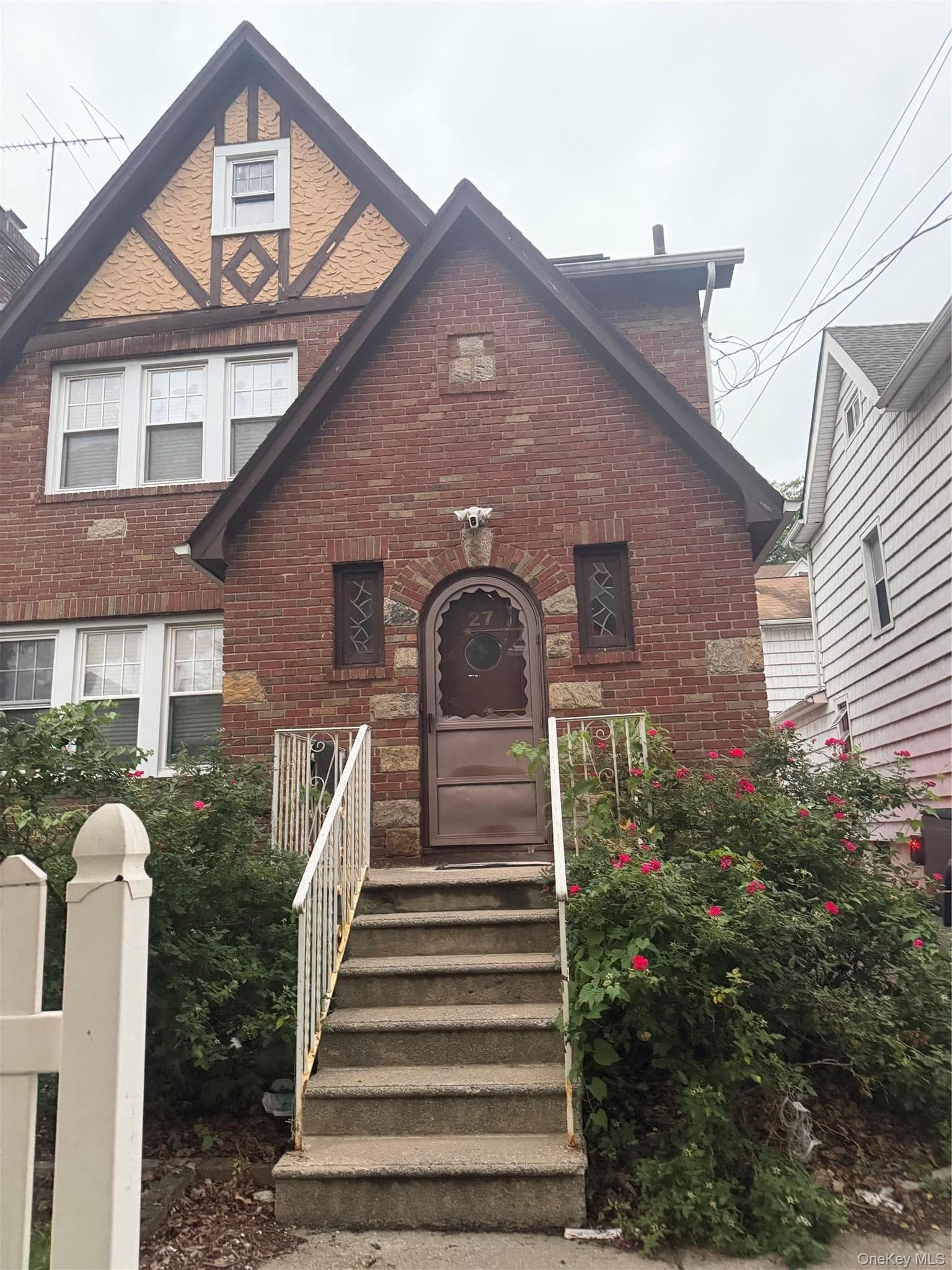 27 Leonard Place thumbnail 2