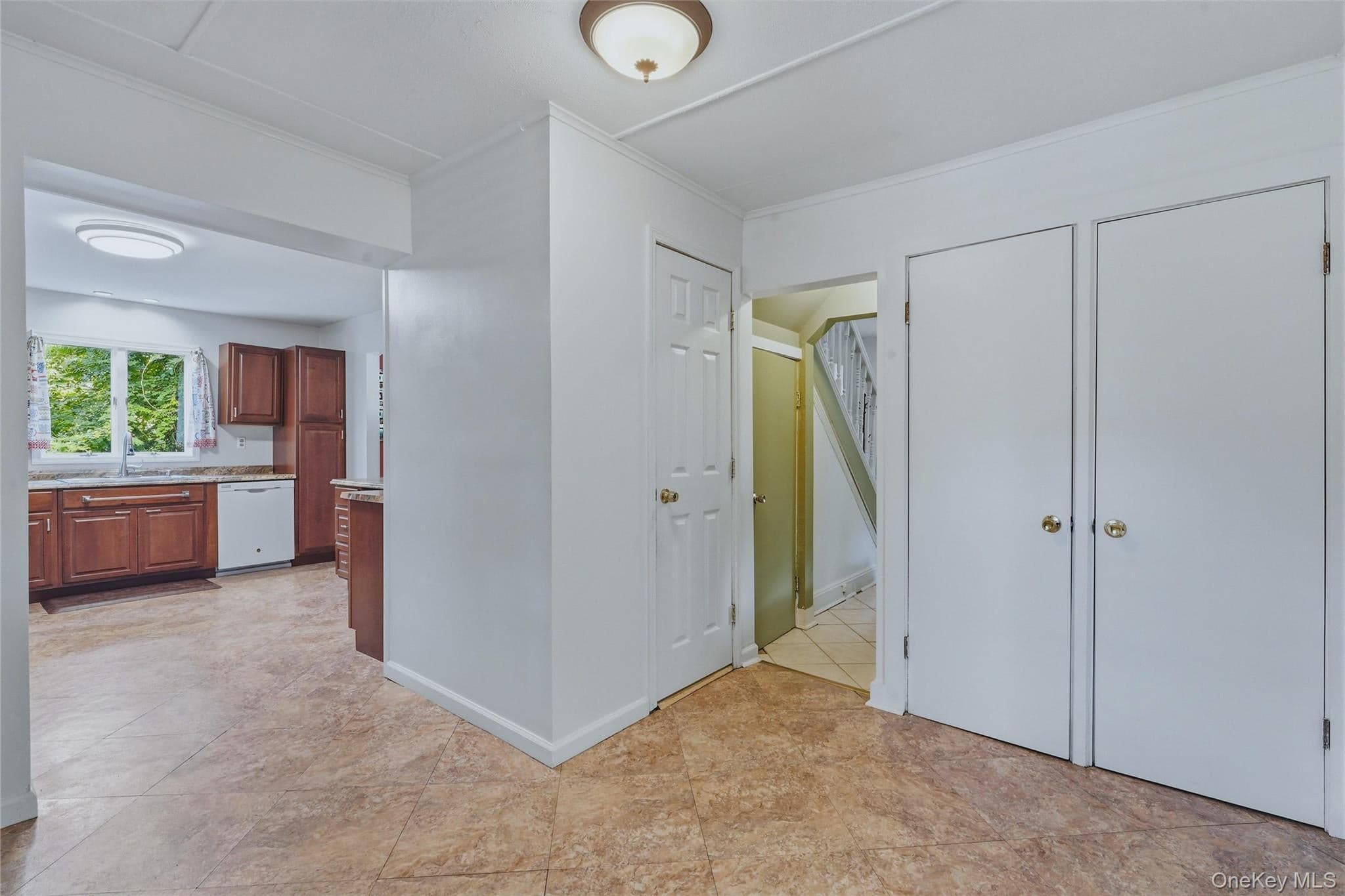 335 Lucas Avenue thumbnail 7
