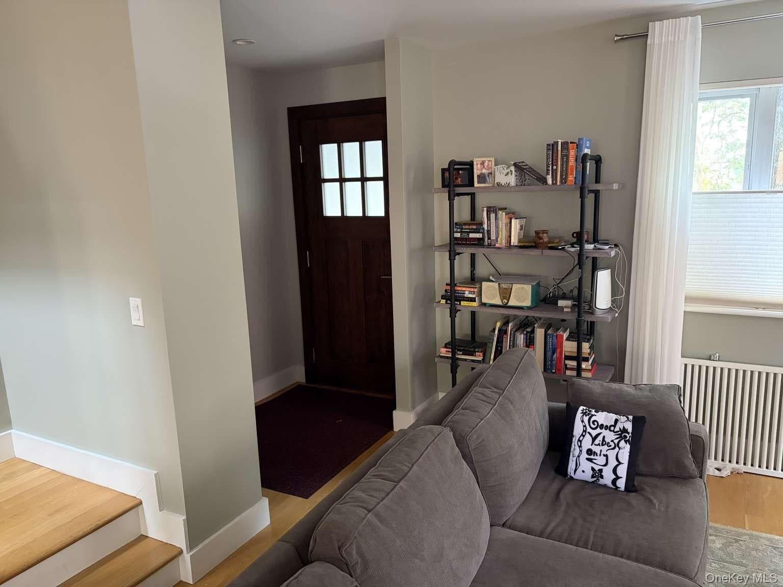23-61 19th Street thumbnail 6