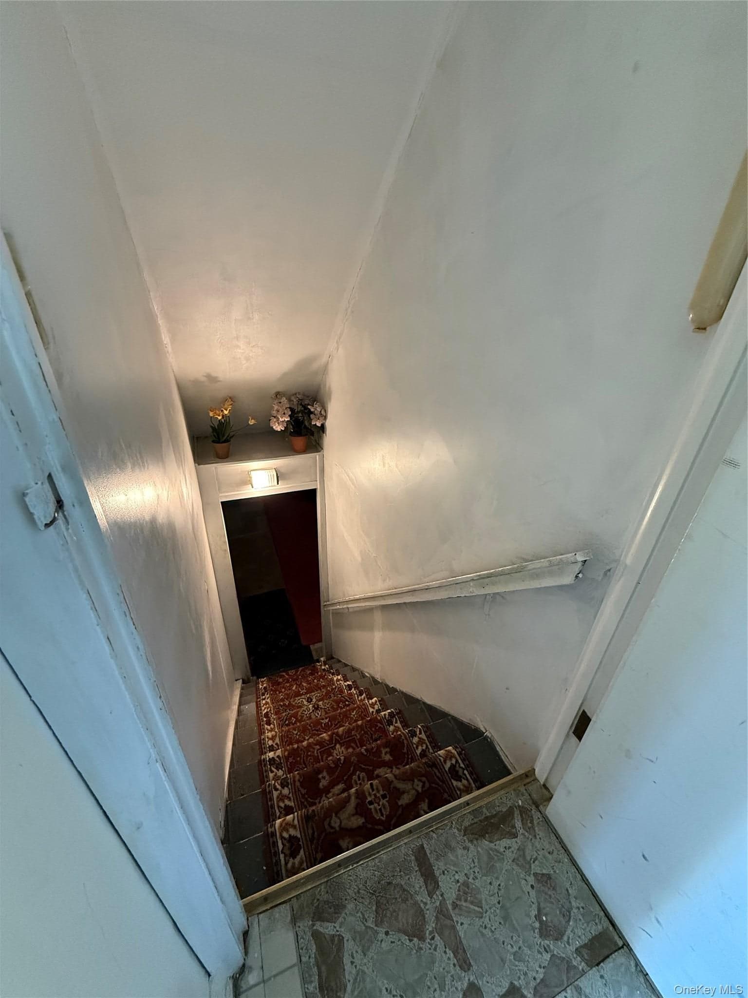 75 College Avenue thumbnail 18