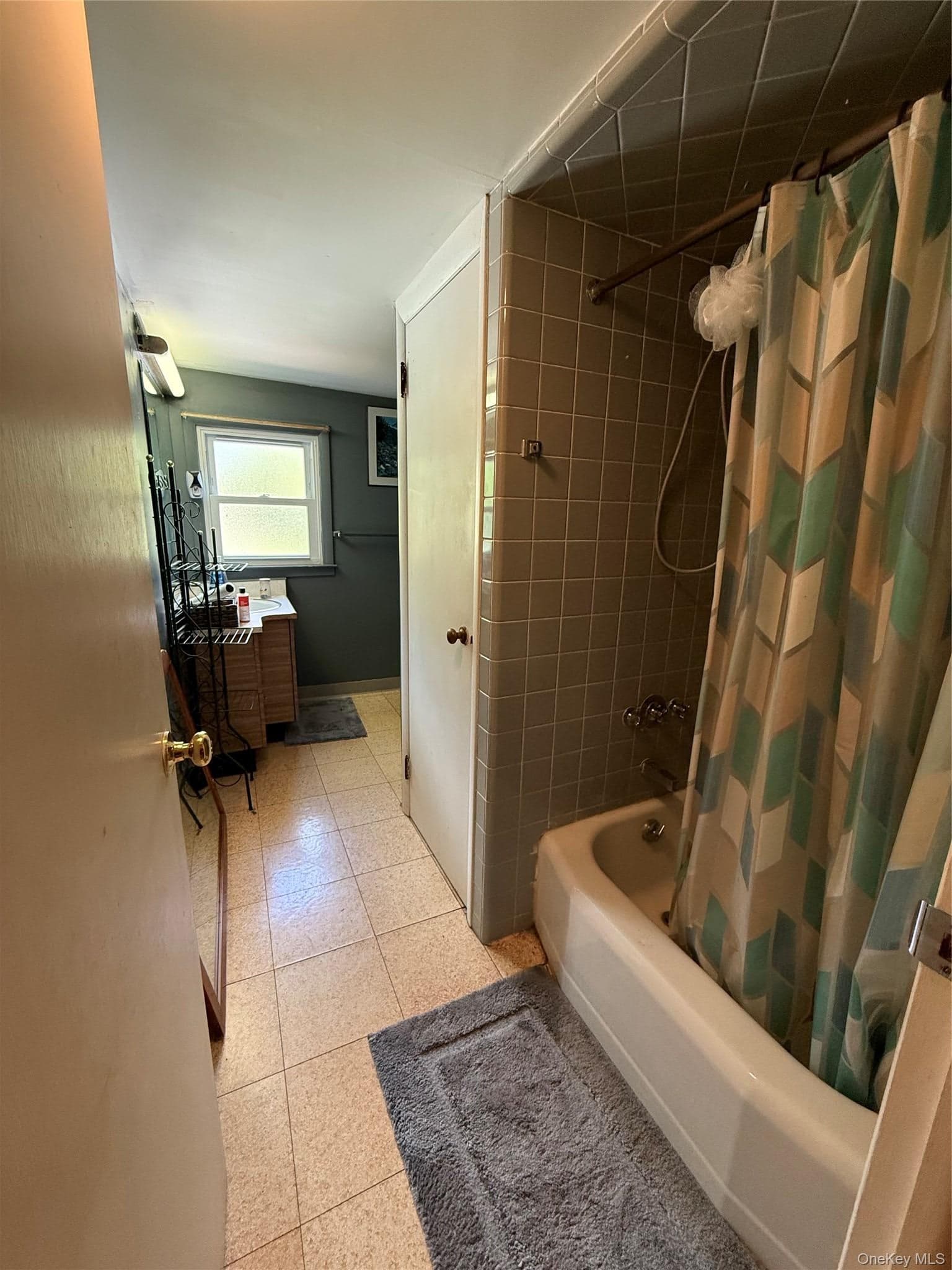 75 College Avenue thumbnail 10