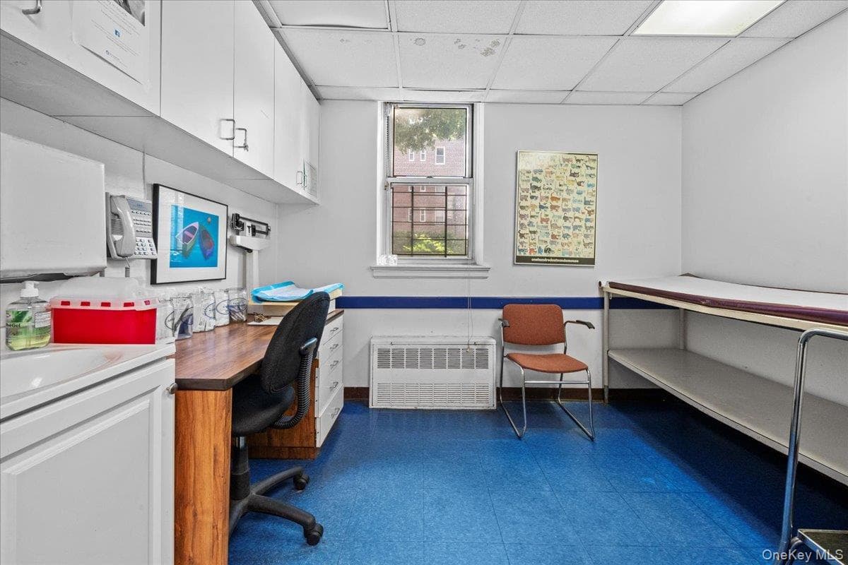 2711 Henry Hudson Parkway Unit: 1F thumbnail 3