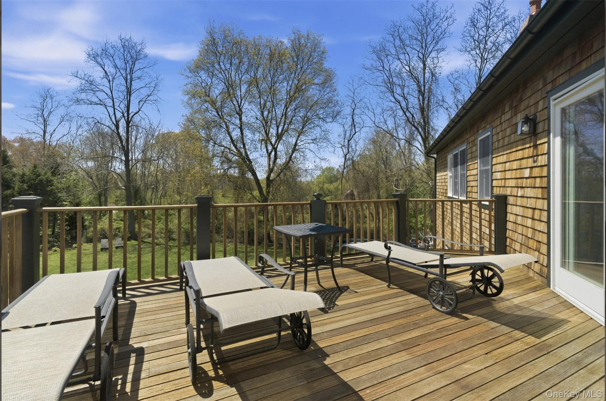 9 Locust Woods Drive thumbnail 5