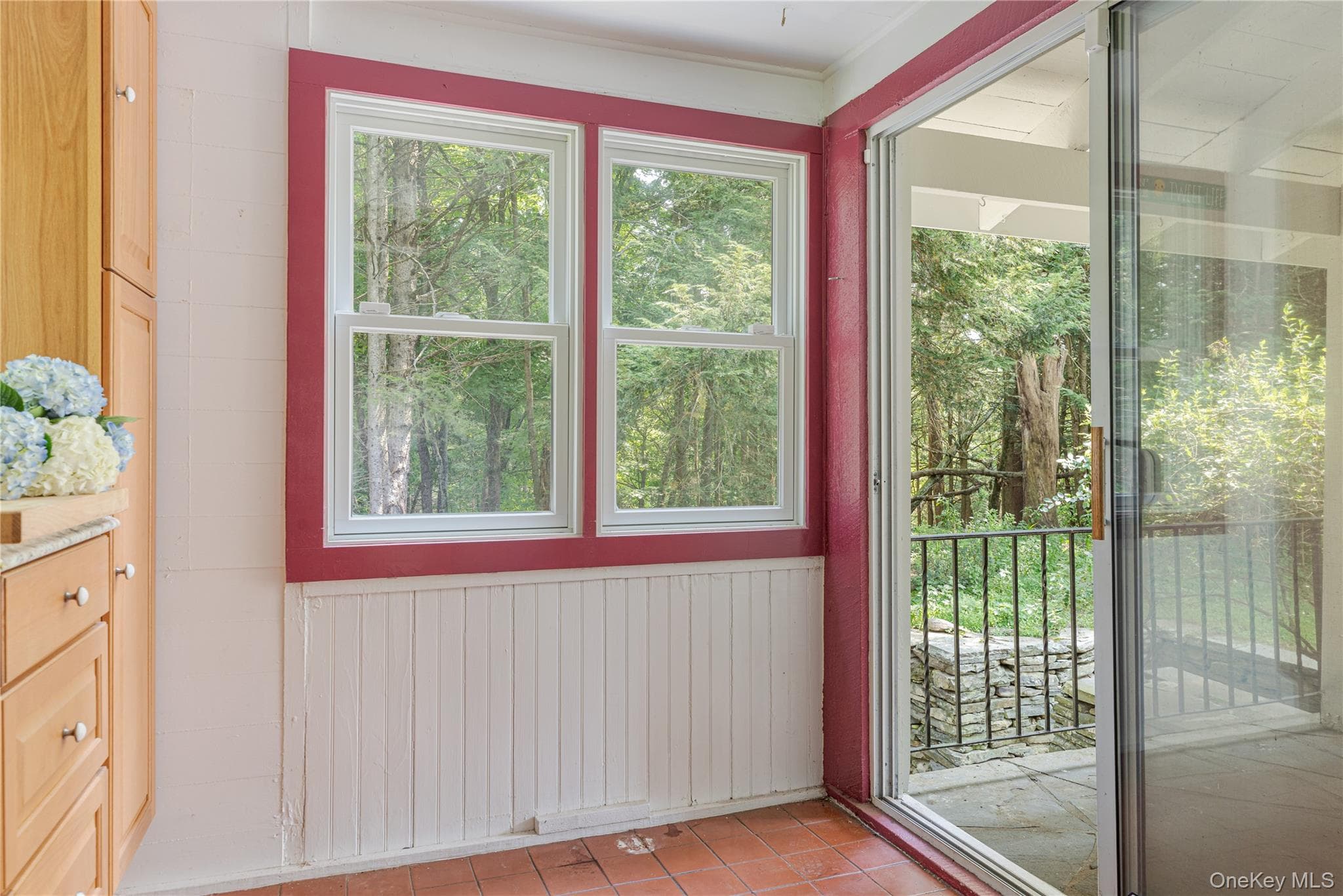 111 Upper Cherrytown Road thumbnail 14