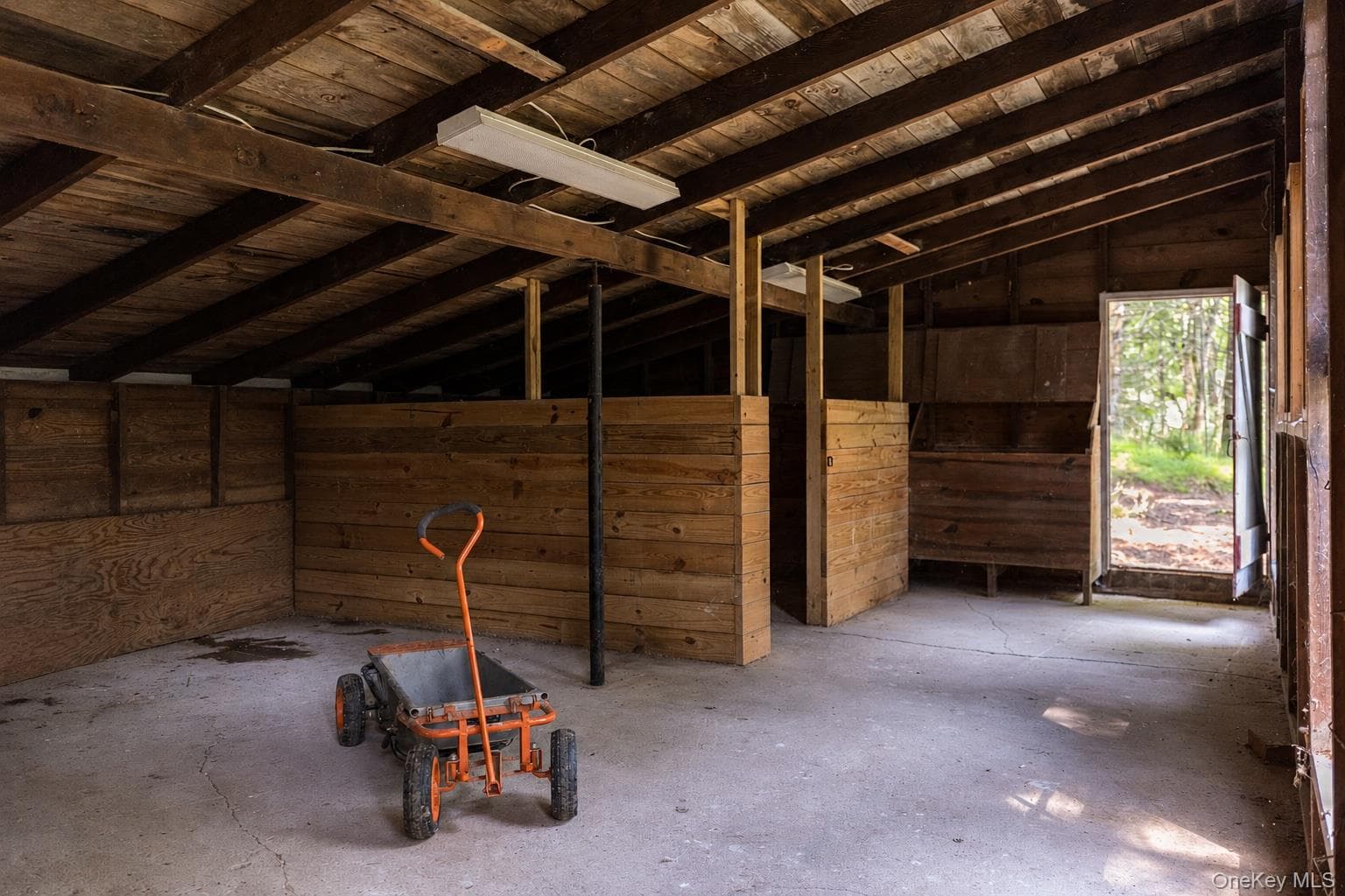 111 Upper Cherrytown Road thumbnail 43
