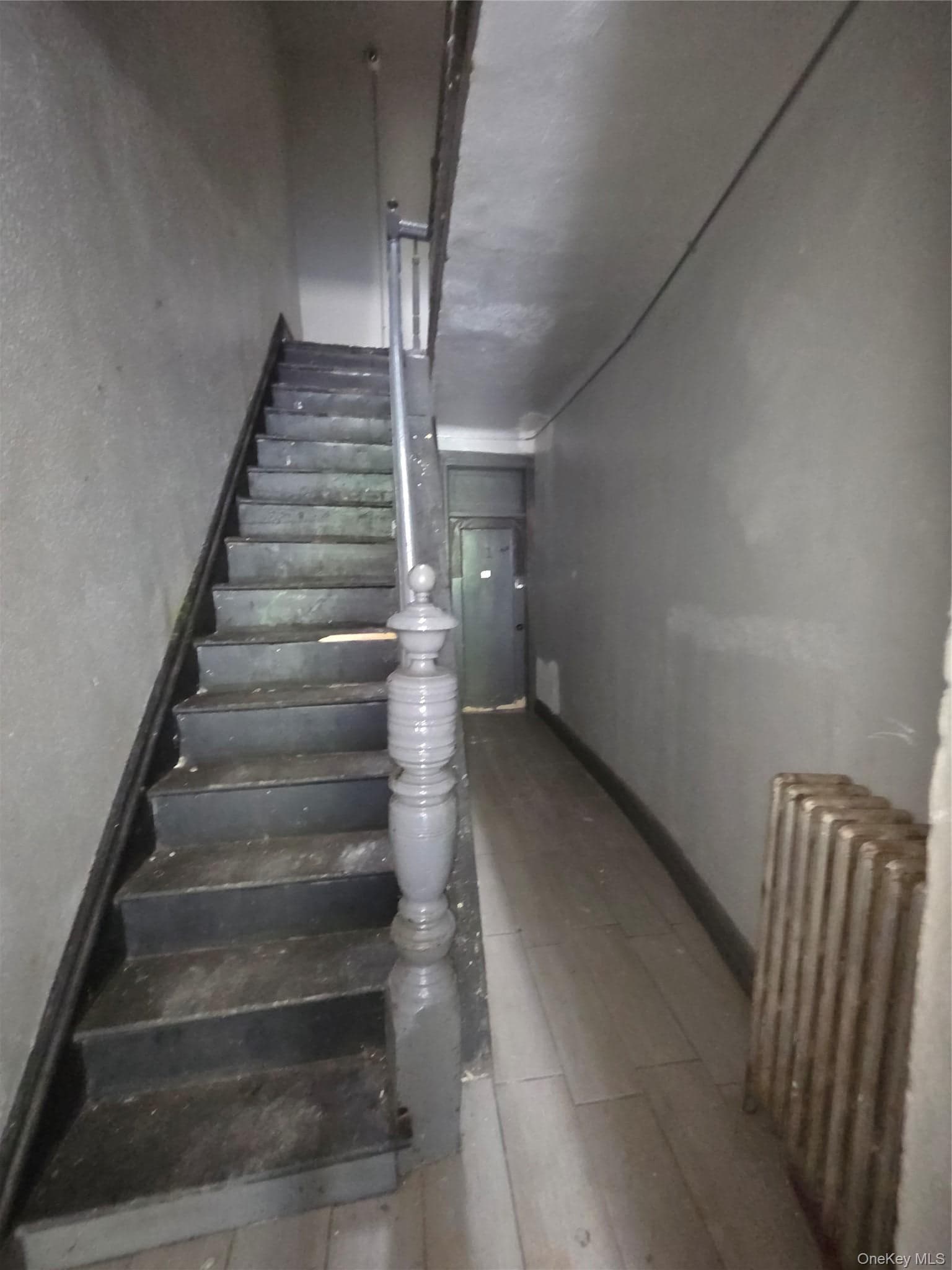 2141 Washington Avenue thumbnail 13
