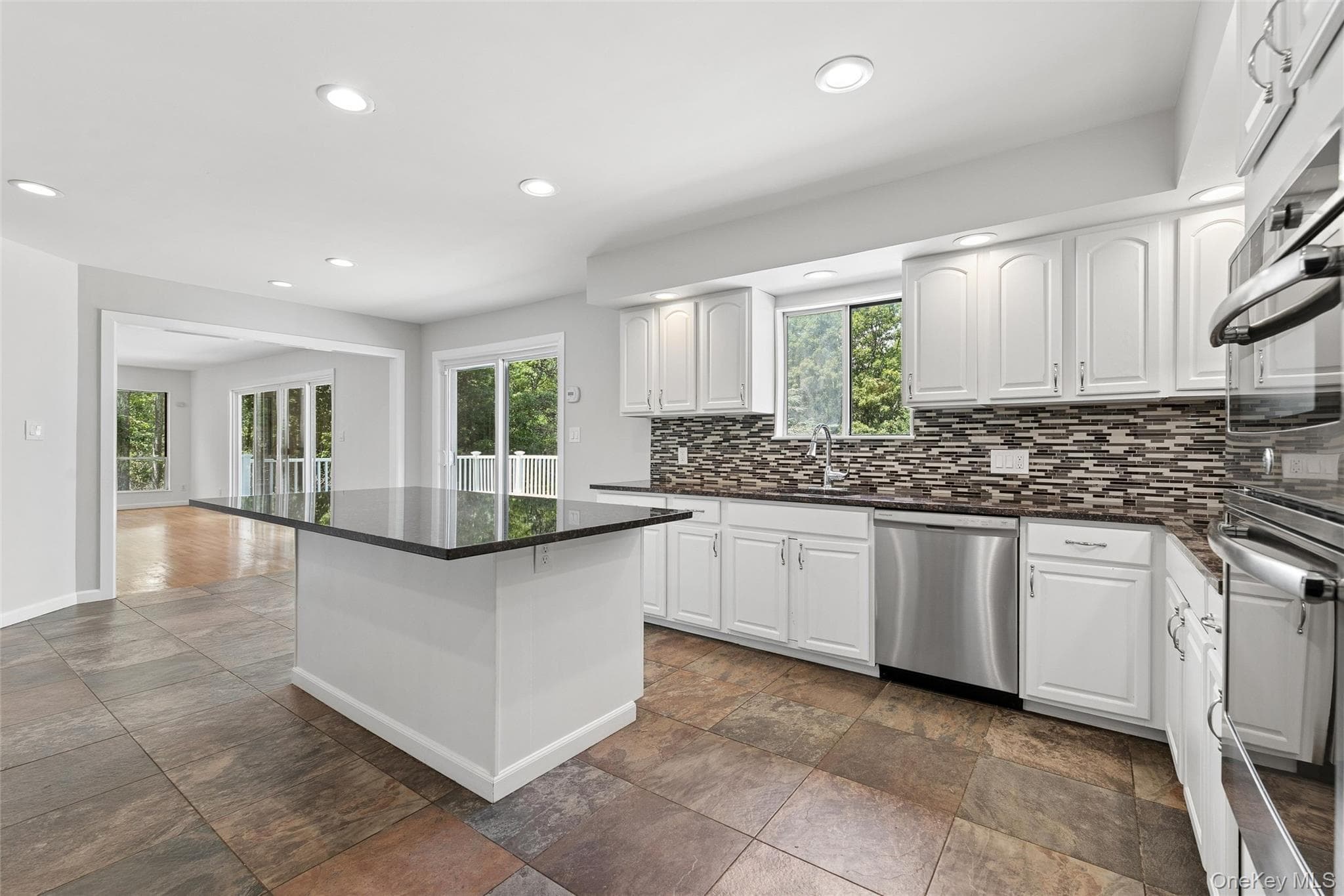 12 N Ridge Road thumbnail 29