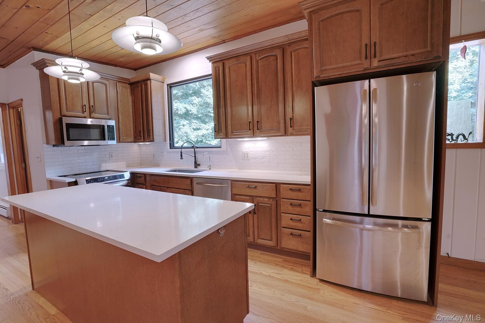 16 Briar Hill Road thumbnail 14