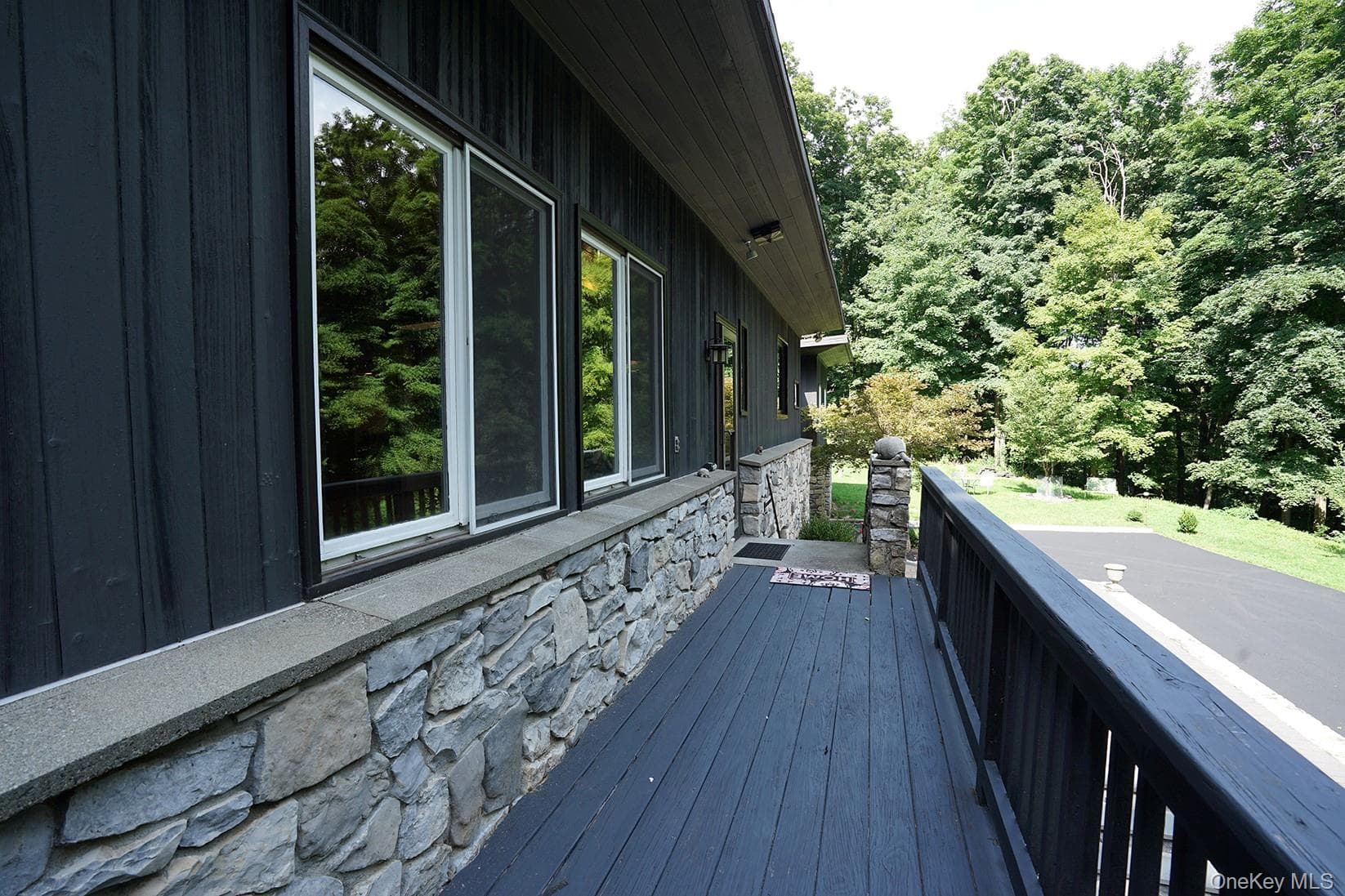 16 Briar Hill Road thumbnail 33