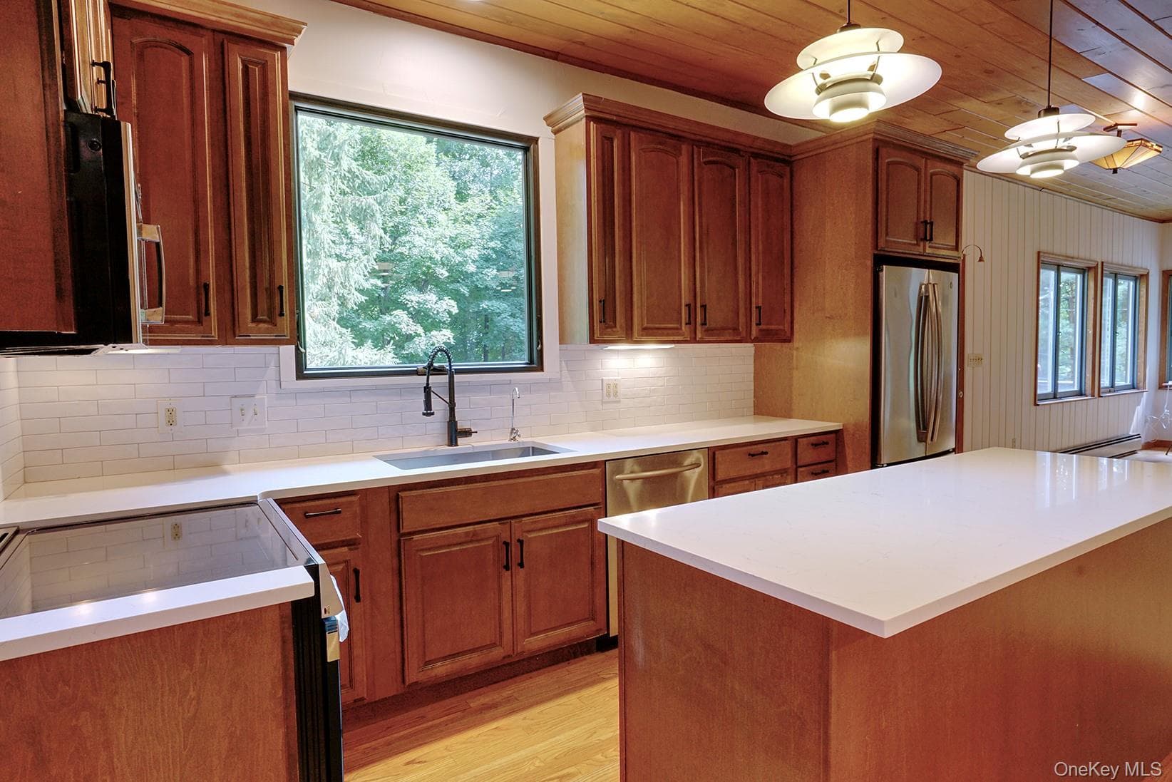 16 Briar Hill Road thumbnail 15