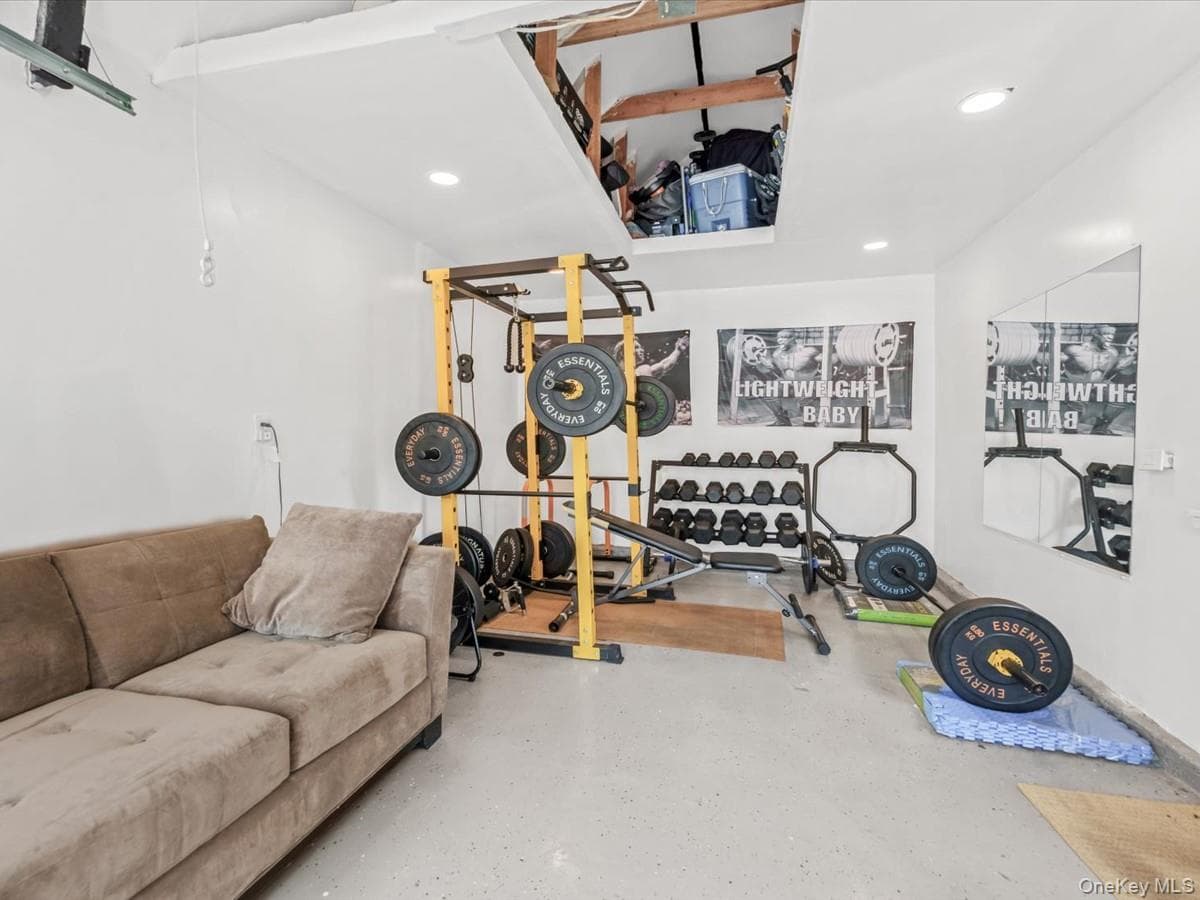 1517 Falmouth Avenue thumbnail 18