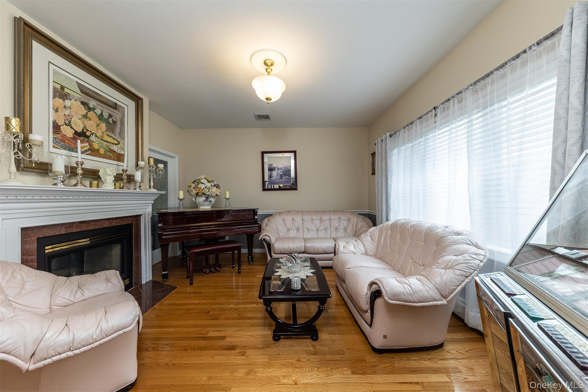 102 Davison Avenue thumbnail 6
