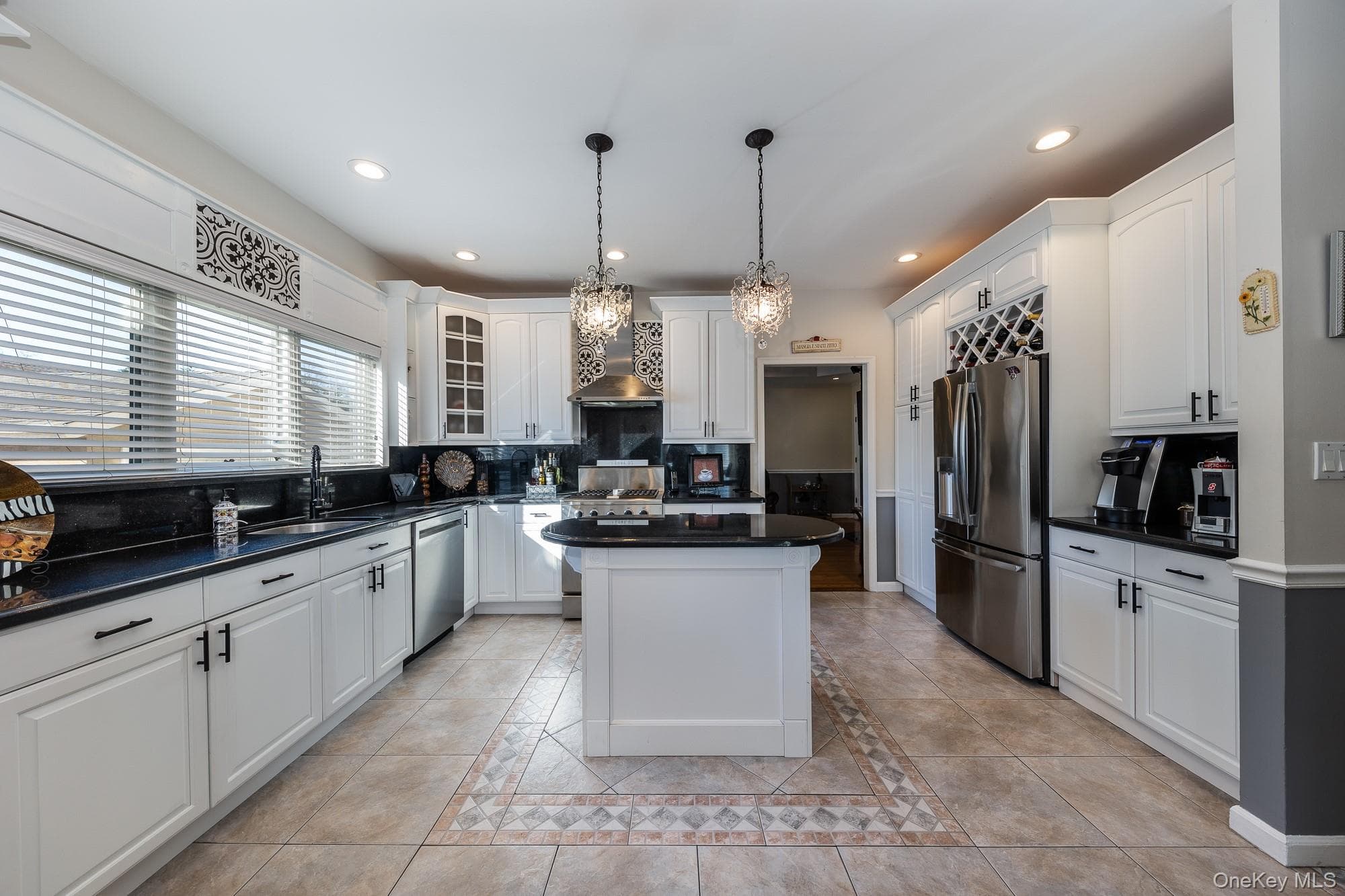 102 Davison Avenue thumbnail 18